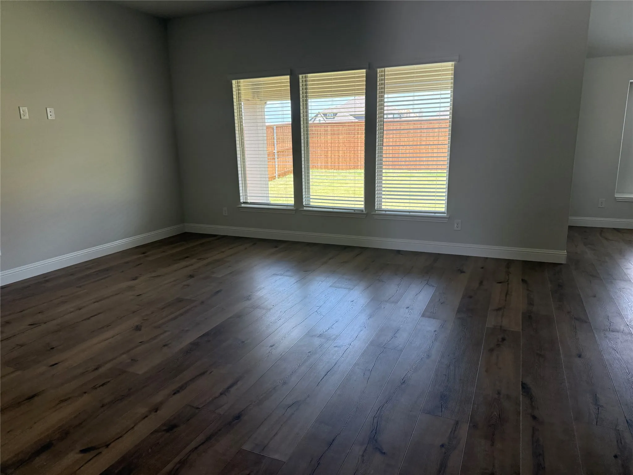 Single Family Residence For Rent in Rockwall County , 3818 Mesa Verde Drive, Rockwall, Texas 75032, 3 Bedroom, 3 Bathroom, Garage spaces, 2,268 Sqft, built in 2024, mls#21399968, Real Estate Agent in Rockwall, Homes For Rent in Rockwall county, Homes For Rent in Rockwall, Realtor in Rockwall Texas, Real Estate Brokerage Independent Realty Texas, Luminita Cordes Realtor