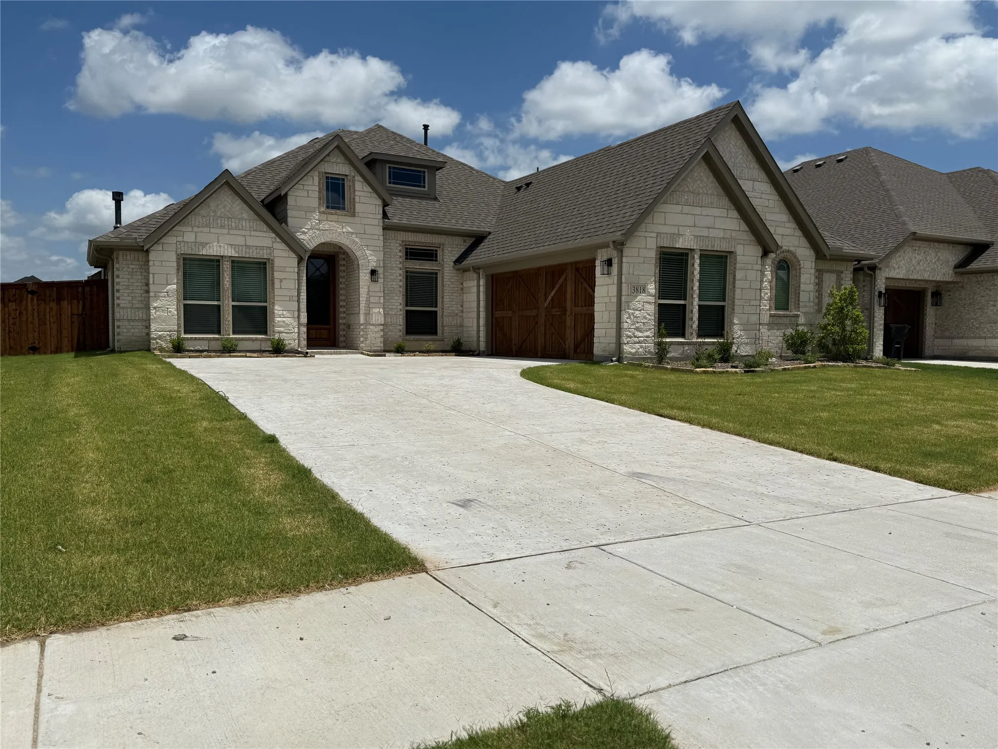 Single Family Residence For Rent in Rockwall County , 3818 Mesa Verde Drive, Rockwall, Texas 75032, 3 Bedroom, 3 Bathroom, Garage spaces, 2,268 Sqft, built in 2024, mls#21399968, Real Estate Agent in Rockwall, Homes For Rent in Rockwall county, Homes For Rent in Rockwall, Realtor in Rockwall Texas, Real Estate Brokerage Independent Realty Texas, Luminita Cordes Realtor