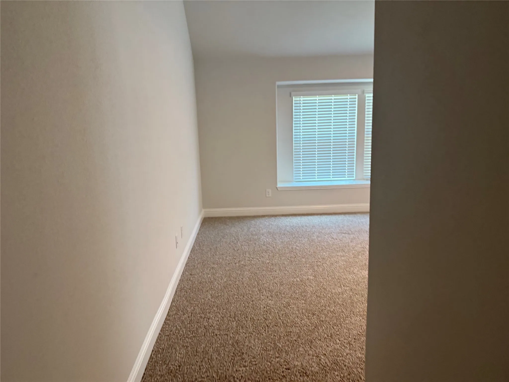 Single Family Residence For Rent in Rockwall County , 3818 Mesa Verde Drive, Rockwall, Texas 75032, 3 Bedroom, 3 Bathroom, Garage spaces, 2,268 Sqft, built in 2024, mls#21399968, Real Estate Agent in Rockwall, Homes For Rent in Rockwall county, Homes For Rent in Rockwall, Realtor in Rockwall Texas, Real Estate Brokerage Independent Realty Texas, Luminita Cordes Realtor
