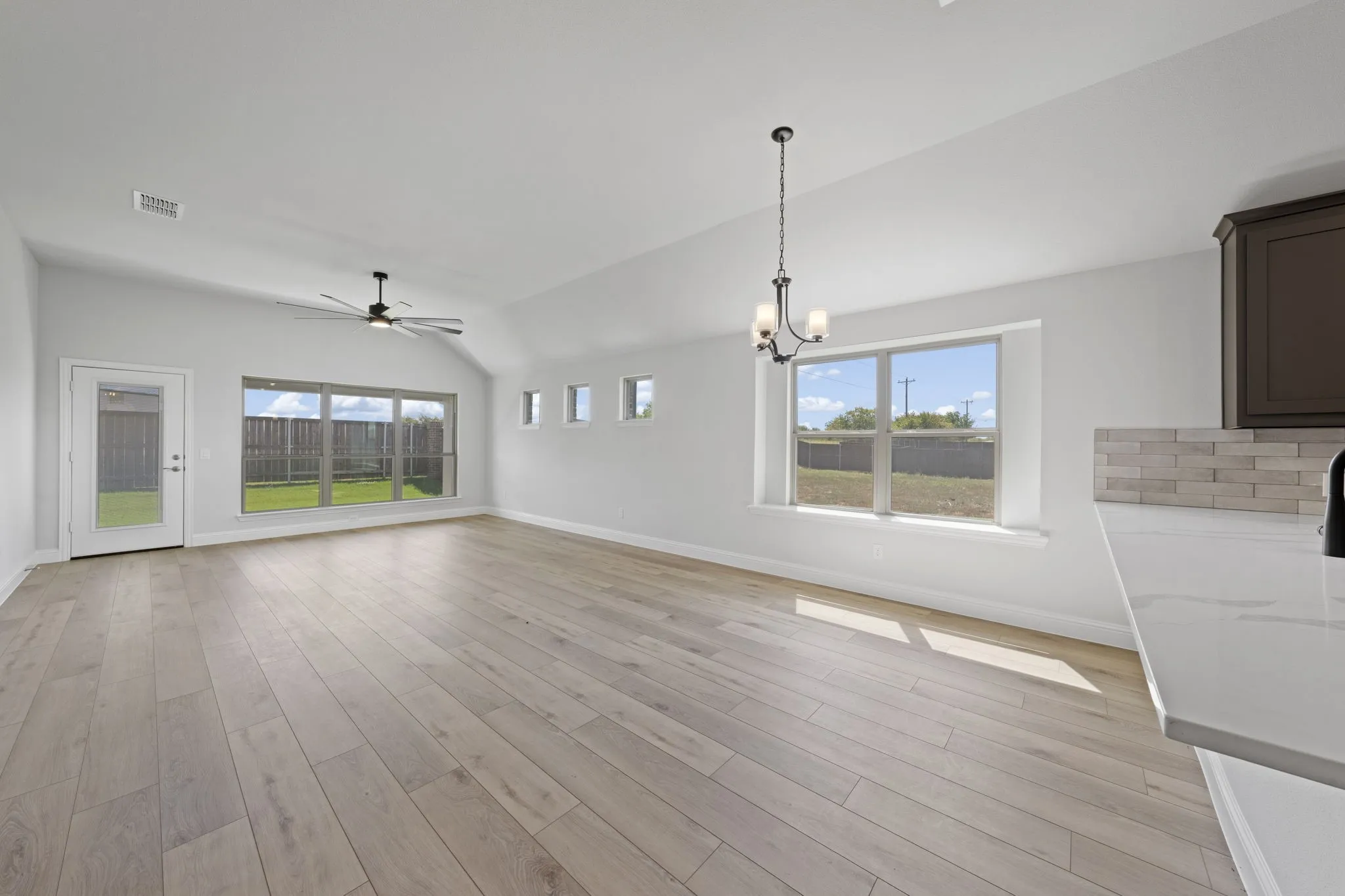 Single Family Residence For Sale in Johnson County , 2452 Acacia Road, Cleburne, Texas 76033, 4 Bedroom, 3 Bathroom, 2 Garage spaces, 2,193 Sqft, built in 2026, mls#21399976, Real Estate Agent in Cleburne, Homes For Sale in Johnson county, Homes For Sale in Cleburne, Realtor in Cleburne Texas, Real Estate Brokerage Independent Realty Texas, Luminita Cordes Realtor