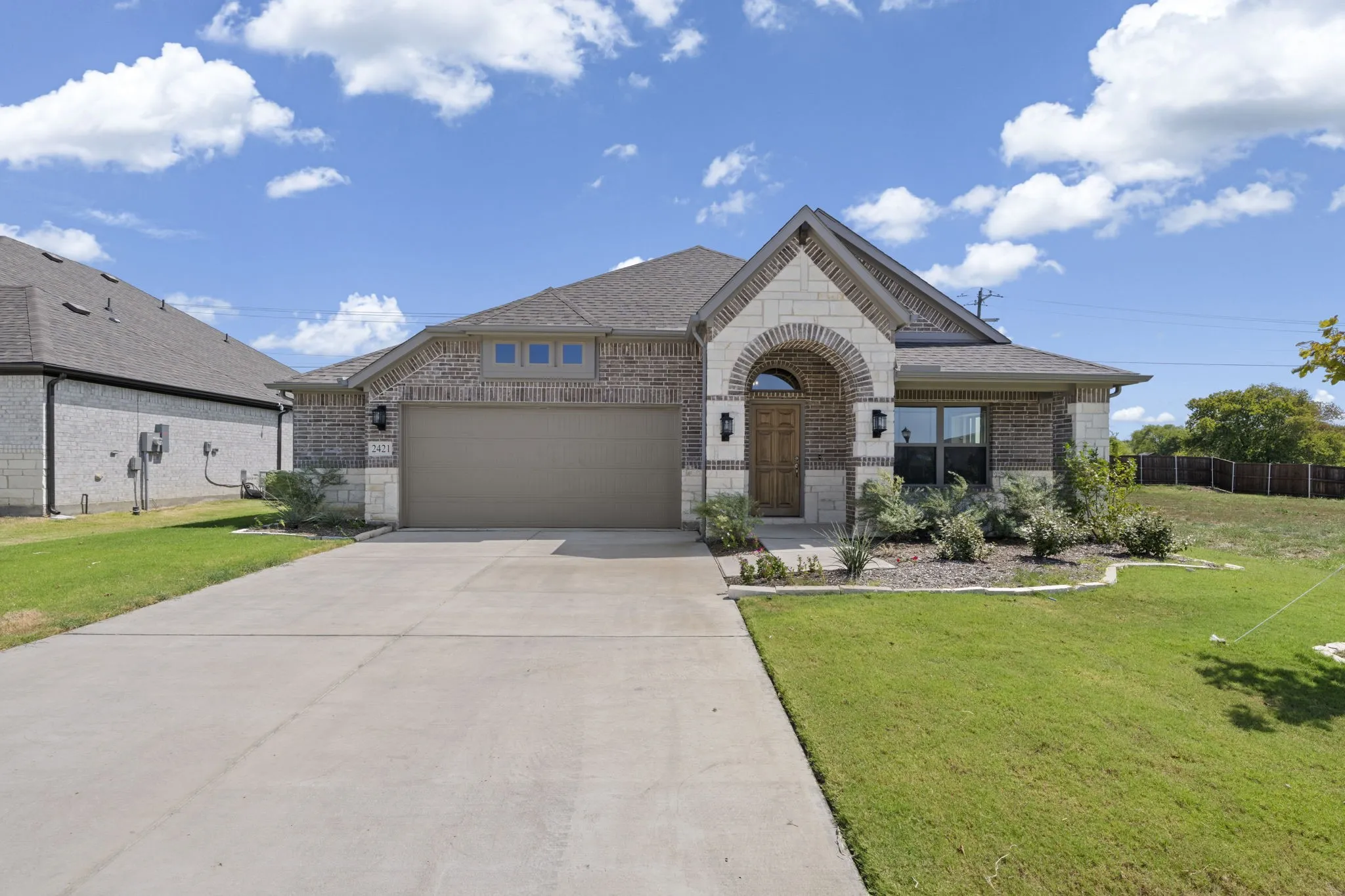 Single Family Residence For Sale in Johnson County , 2452 Acacia Road, Cleburne, Texas 76033, 4 Bedroom, 3 Bathroom, 2 Garage spaces, 2,193 Sqft, built in 2026, mls#21399976, Real Estate Agent in Cleburne, Homes For Sale in Johnson county, Homes For Sale in Cleburne, Realtor in Cleburne Texas, Real Estate Brokerage Independent Realty Texas, Luminita Cordes Realtor