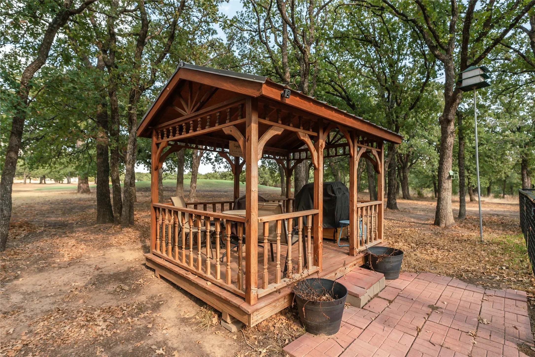 Single Family Residence For Sale in Montague County , 53 Country Club Court, Nocona, Texas 76255, 2 Bedroom, 2 Bathroom, 2 Garage spaces, 1,494 Sqft, built in 2003, mls#21399648, Real Estate Agent in Nocona, Homes For Sale in Montague county, Homes For Sale in Nocona, Realtor in Nocona Texas, Real Estate Brokerage Independent Realty Texas, Luminita Cordes Realtor