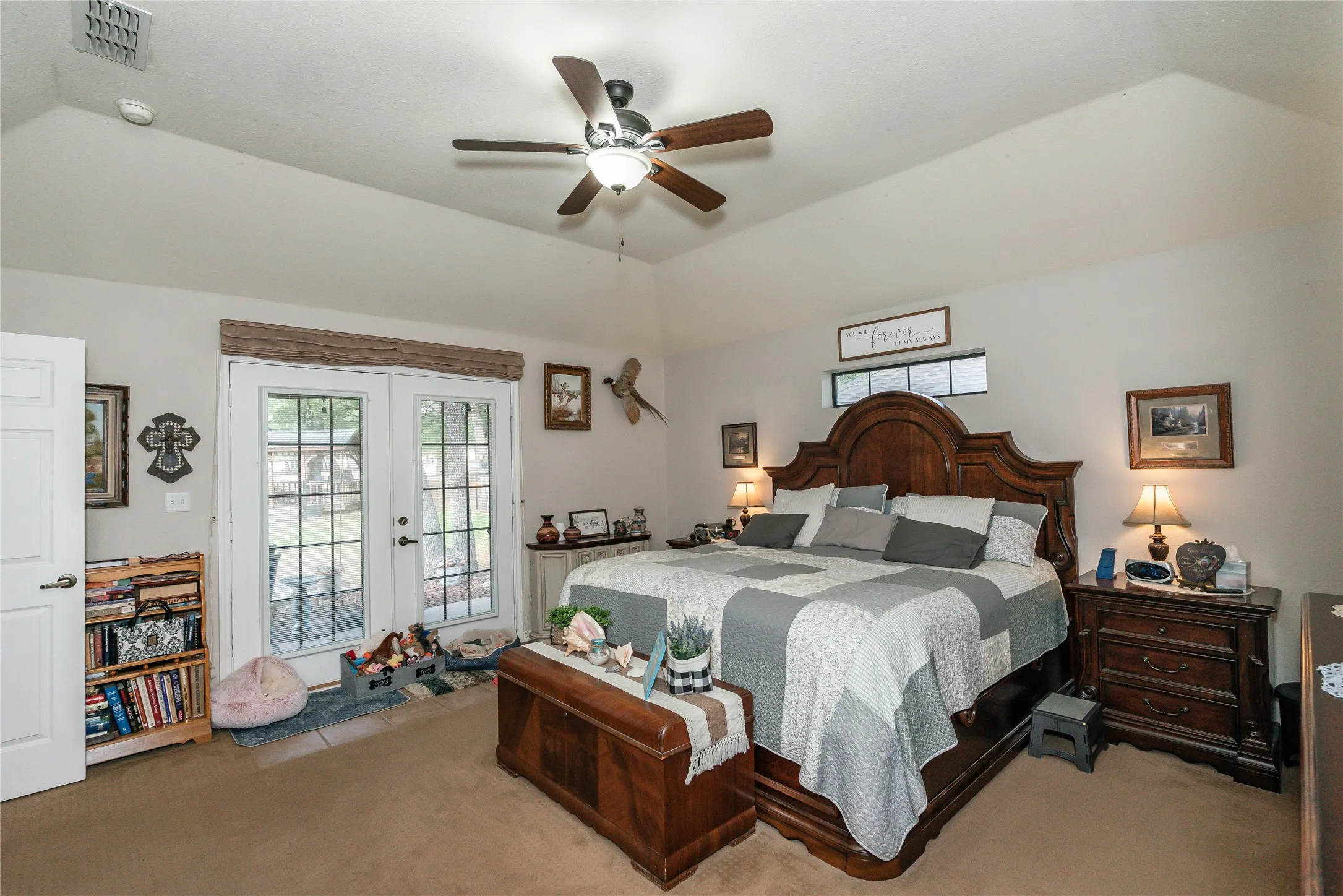 Single Family Residence For Sale in Montague County , 53 Country Club Court, Nocona, Texas 76255, 2 Bedroom, 2 Bathroom, 2 Garage spaces, 1,494 Sqft, built in 2003, mls#21399648, Real Estate Agent in Nocona, Homes For Sale in Montague county, Homes For Sale in Nocona, Realtor in Nocona Texas, Real Estate Brokerage Independent Realty Texas, Luminita Cordes Realtor