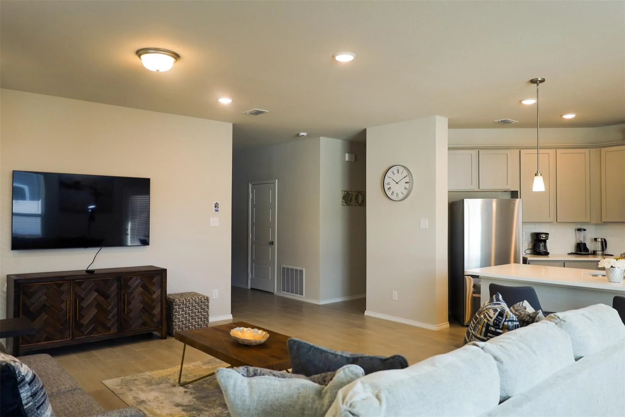 Single Family Residence For Rent in Denton County , 5957 Revere Drive, Providence Village, Texas 76227, 3 Bedroom, 2 Bathroom, 2 Garage spaces, 1,461 Sqft, built in 2023, mls#21399985, Real Estate Agent in Providence Village, Homes For Rent in Denton county, Homes For Rent in Providence Village, Realtor in Providence Village Texas, Real Estate Brokerage Independent Realty Texas, Luminita Cordes Realtor