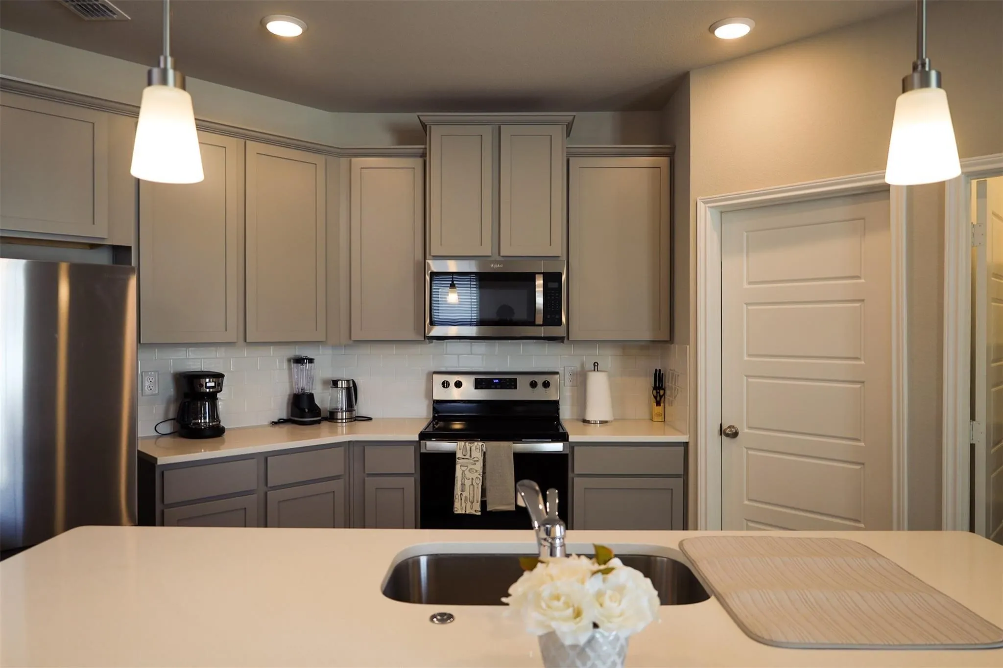 Single Family Residence For Rent in Denton County , 5957 Revere Drive, Providence Village, Texas 76227, 3 Bedroom, 2 Bathroom, 2 Garage spaces, 1,461 Sqft, built in 2023, mls#21399985, Real Estate Agent in Providence Village, Homes For Rent in Denton county, Homes For Rent in Providence Village, Realtor in Providence Village Texas, Real Estate Brokerage Independent Realty Texas, Luminita Cordes Realtor