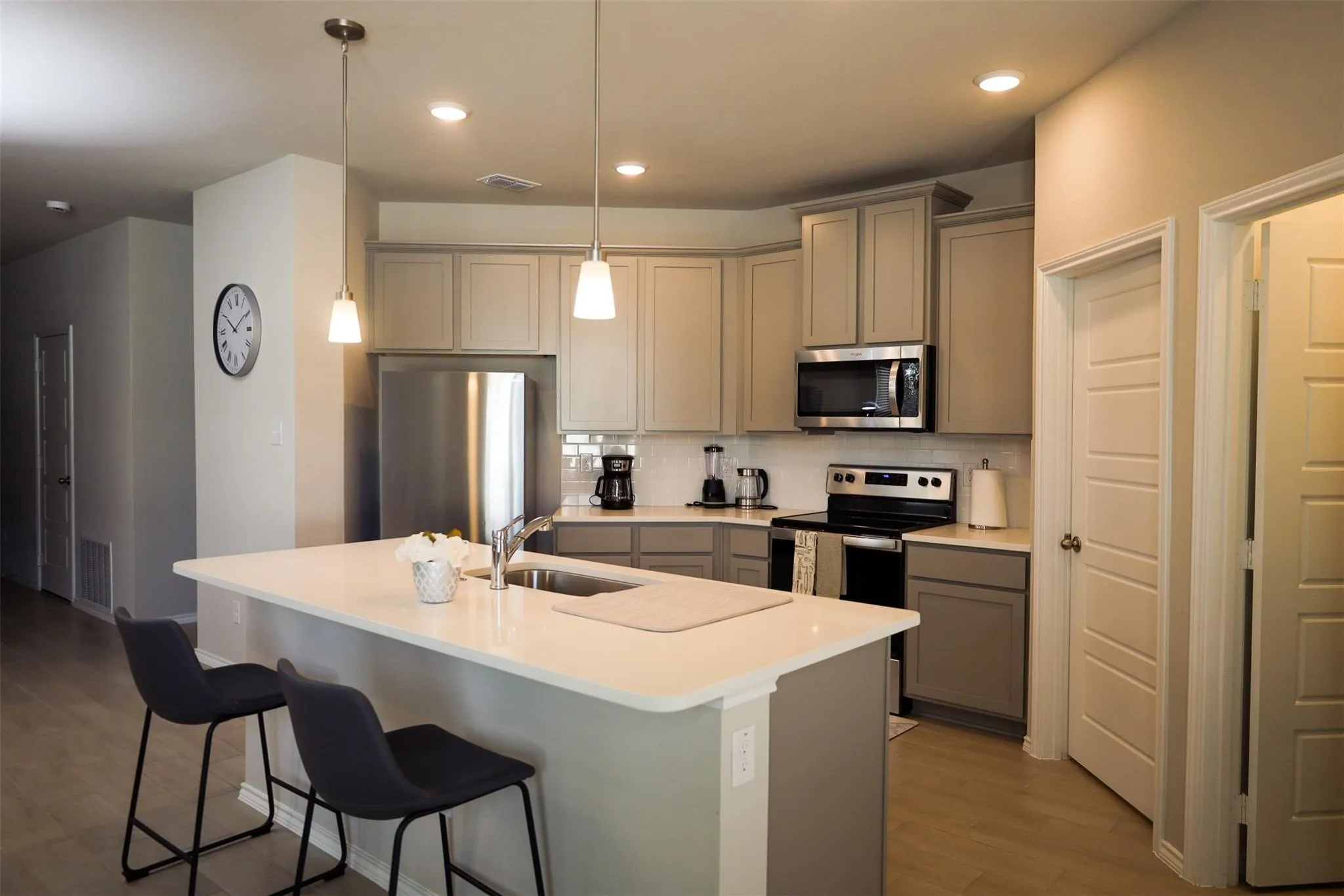 Single Family Residence For Rent in Denton County , 5957 Revere Drive, Providence Village, Texas 76227, 3 Bedroom, 2 Bathroom, 2 Garage spaces, 1,461 Sqft, built in 2023, mls#21399985, Real Estate Agent in Providence Village, Homes For Rent in Denton county, Homes For Rent in Providence Village, Realtor in Providence Village Texas, Real Estate Brokerage Independent Realty Texas, Luminita Cordes Realtor