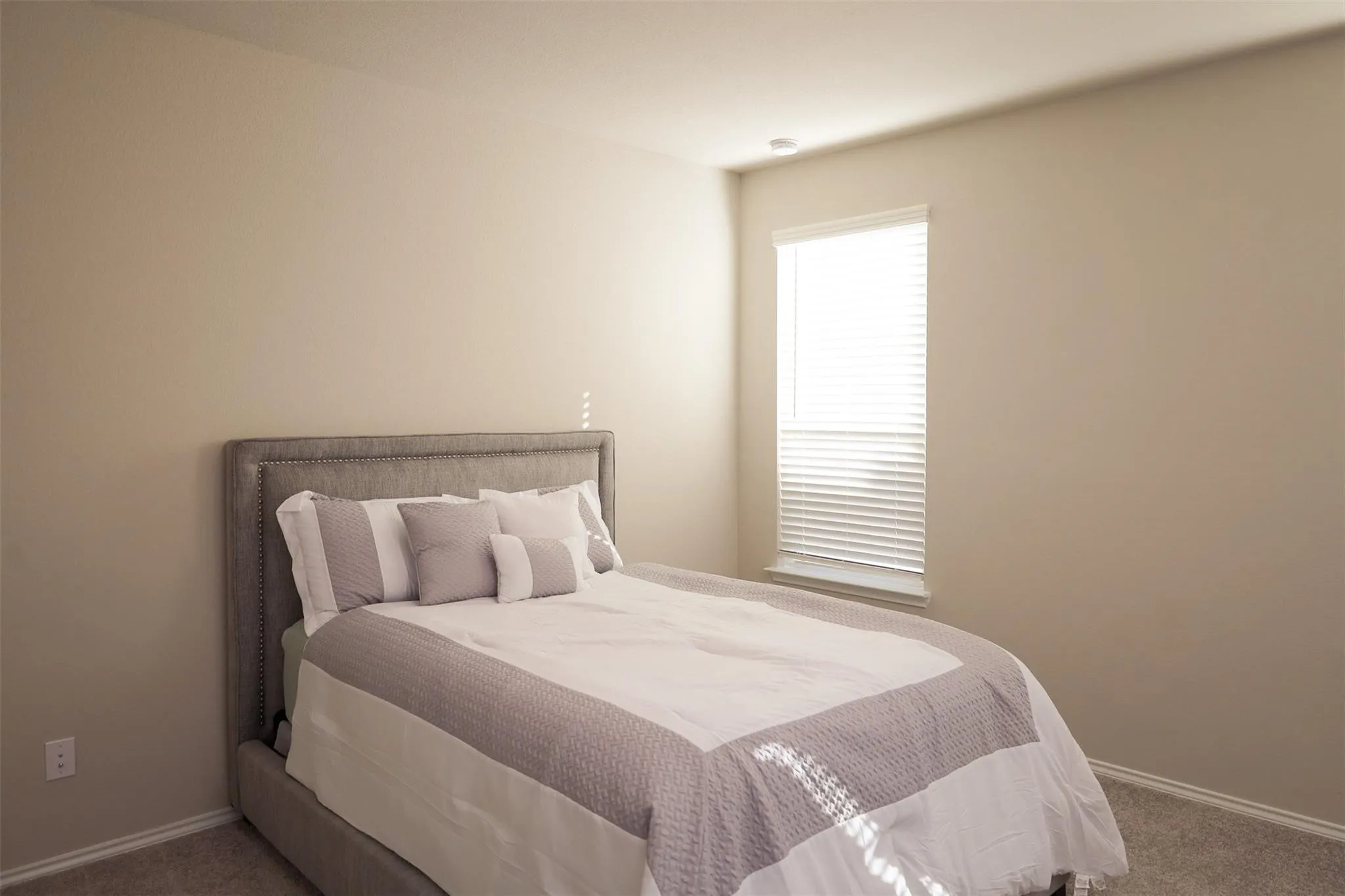 Single Family Residence For Rent in Denton County , 5957 Revere Drive, Providence Village, Texas 76227, 3 Bedroom, 2 Bathroom, 2 Garage spaces, 1,461 Sqft, built in 2023, mls#21399985, Real Estate Agent in Providence Village, Homes For Rent in Denton county, Homes For Rent in Providence Village, Realtor in Providence Village Texas, Real Estate Brokerage Independent Realty Texas, Luminita Cordes Realtor