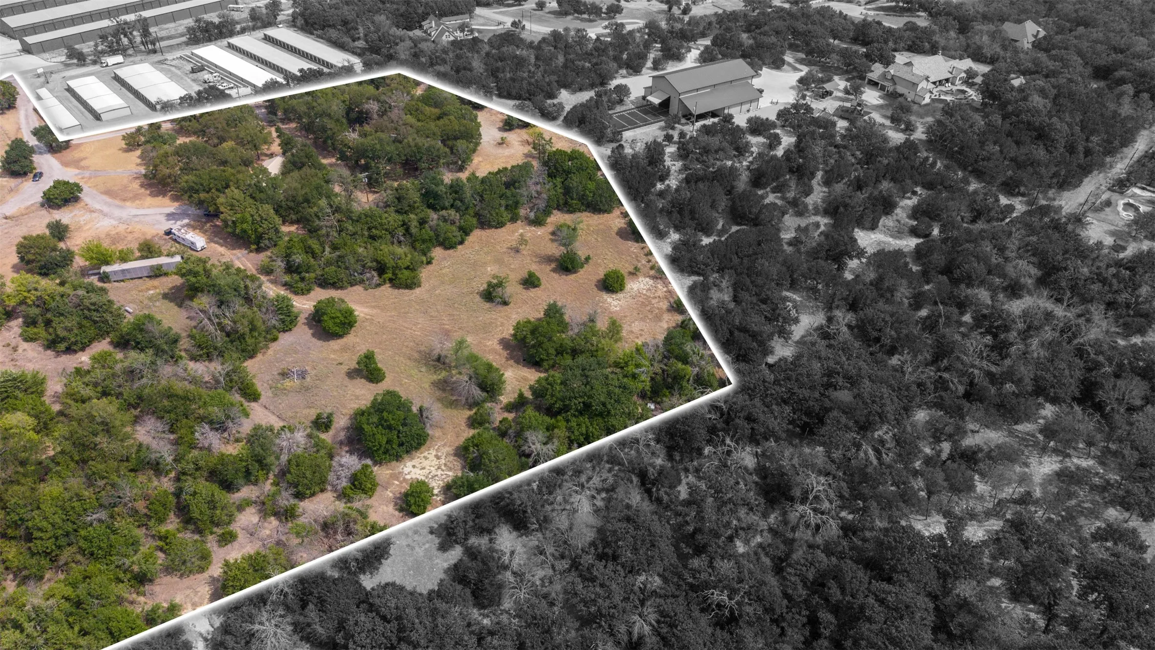 Single Family Residence For Sale in Parker County , 7000 E Bankhead Highway, Aledo, Texas 76008, 3 Bedroom, 2 Bathroom, 2 Garage spaces, 1,548 Sqft, built in 1974, mls#21399986, Real Estate Agent in Aledo, Homes For Sale in Parker county, Homes For Sale in Aledo, Realtor in Aledo Texas, Real Estate Brokerage Independent Realty Texas, Luminita Cordes Realtor