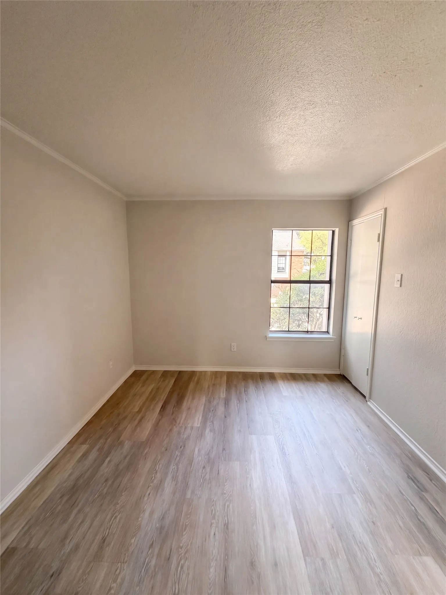 Single Family Residence For Sale in Dallas County , 15151 Berry Trail 707, Dallas, Texas 75248, 2 Bedroom, 2 Bathroom, Garage spaces, 1,135 Sqft, built in 1980, mls#21397711, Real Estate Agent in Dallas, Homes For Sale in Dallas county, Homes For Sale in Dallas, Realtor in Dallas Texas, Real Estate Brokerage Independent Realty Texas, Luminita Cordes Realtor