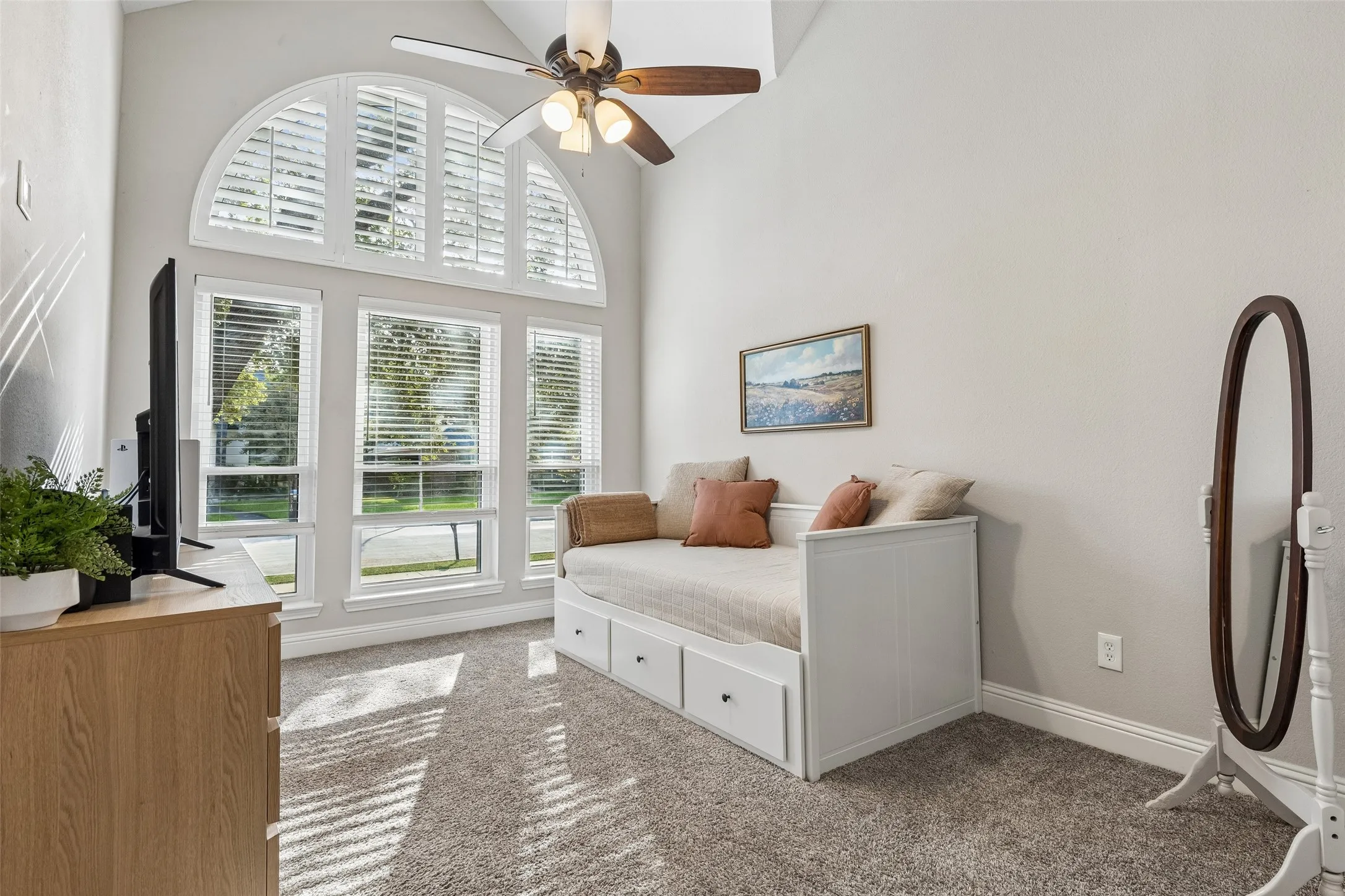 Single Family Residence For Sale in Dallas County , 5709 Highgate Lane, Rowlett, Texas 75088, 3 Bedroom, 2 Bathroom, 2 Garage spaces, 1,723 Sqft, built in 1991, mls#21399343, Real Estate Agent in Rowlett, Homes For Sale in Dallas county, Homes For Sale in Rowlett, Realtor in Rowlett Texas, Real Estate Brokerage Independent Realty Texas, Luminita Cordes Realtor