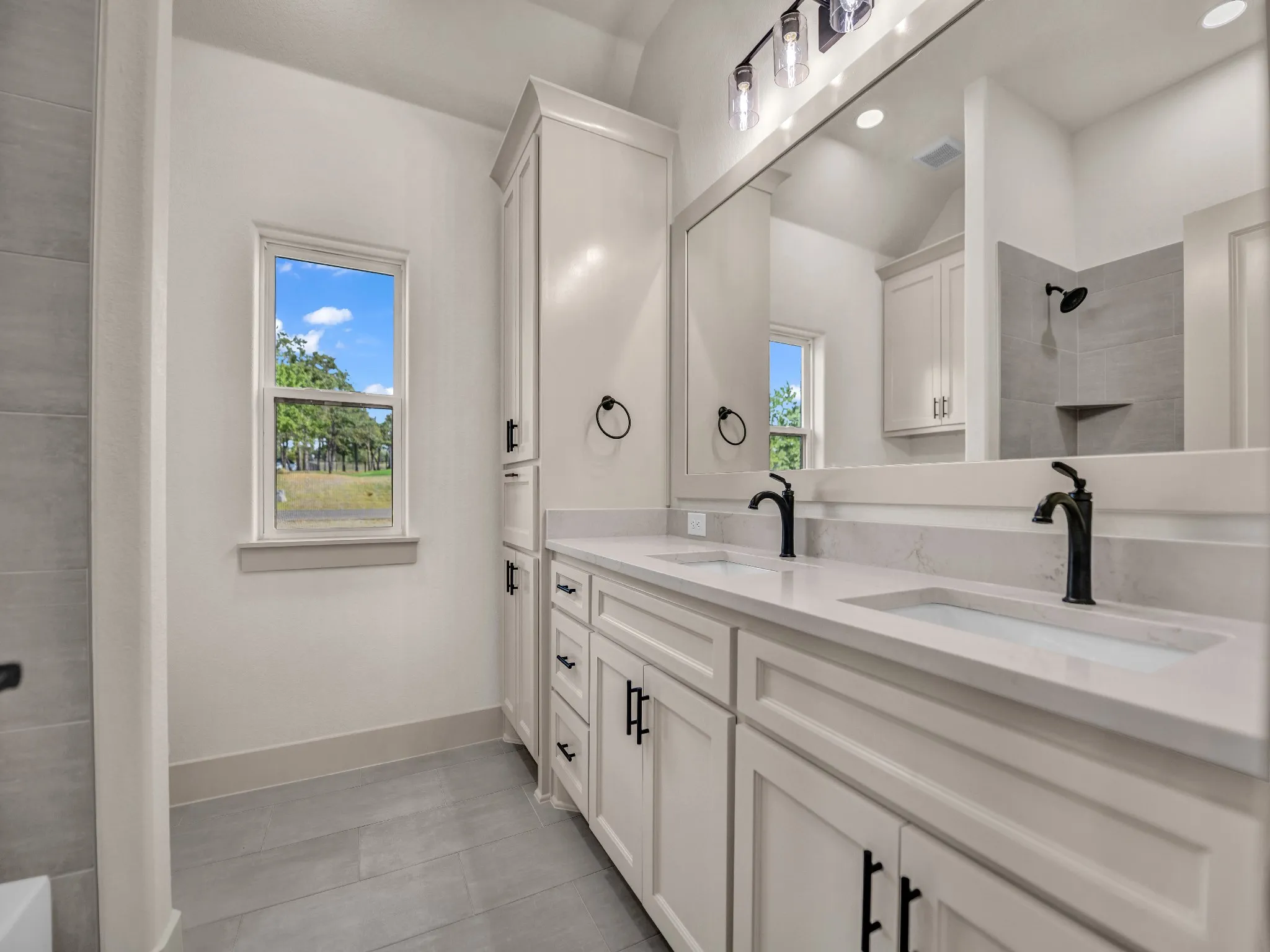 Single Family Residence For Sale in Parker County , 2024 Forest Bridge Drive, Azle, Texas 76020, 4 Bedroom, 3 Bathroom, 3 Garage spaces, 2,495 Sqft, built in 2026, mls#21399963, Real Estate Agent in Azle, Homes For Sale in Parker county, Homes For Sale in Azle, Realtor in Azle Texas, Real Estate Brokerage Independent Realty Texas, Luminita Cordes Realtor