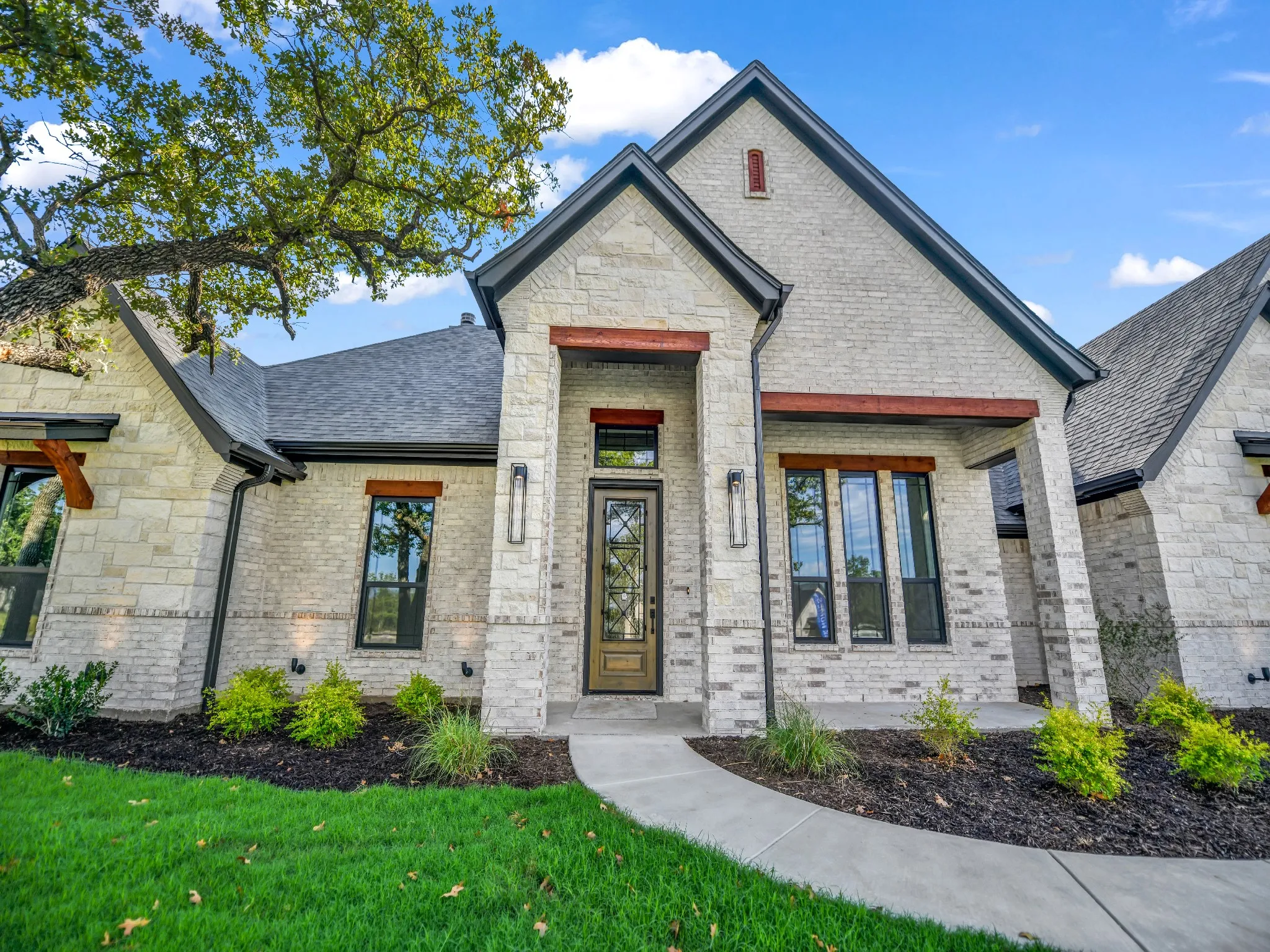 Single Family Residence For Sale in Parker County , 2024 Forest Bridge Drive, Azle, Texas 76020, 4 Bedroom, 3 Bathroom, 3 Garage spaces, 2,495 Sqft, built in 2026, mls#21399963, Real Estate Agent in Azle, Homes For Sale in Parker county, Homes For Sale in Azle, Realtor in Azle Texas, Real Estate Brokerage Independent Realty Texas, Luminita Cordes Realtor