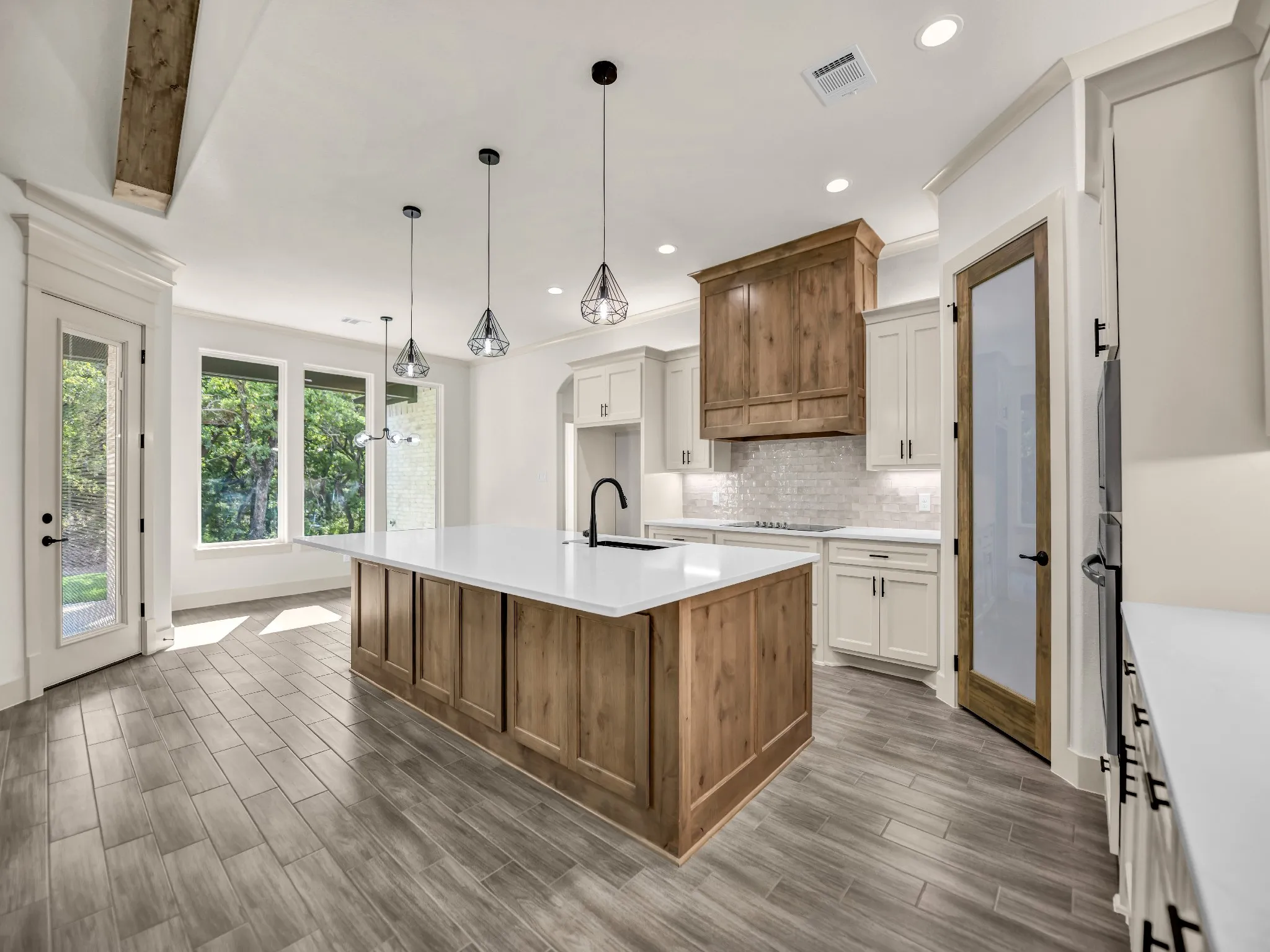 Single Family Residence For Sale in Parker County , 2024 Forest Bridge Drive, Azle, Texas 76020, 4 Bedroom, 3 Bathroom, 3 Garage spaces, 2,495 Sqft, built in 2026, mls#21399963, Real Estate Agent in Azle, Homes For Sale in Parker county, Homes For Sale in Azle, Realtor in Azle Texas, Real Estate Brokerage Independent Realty Texas, Luminita Cordes Realtor