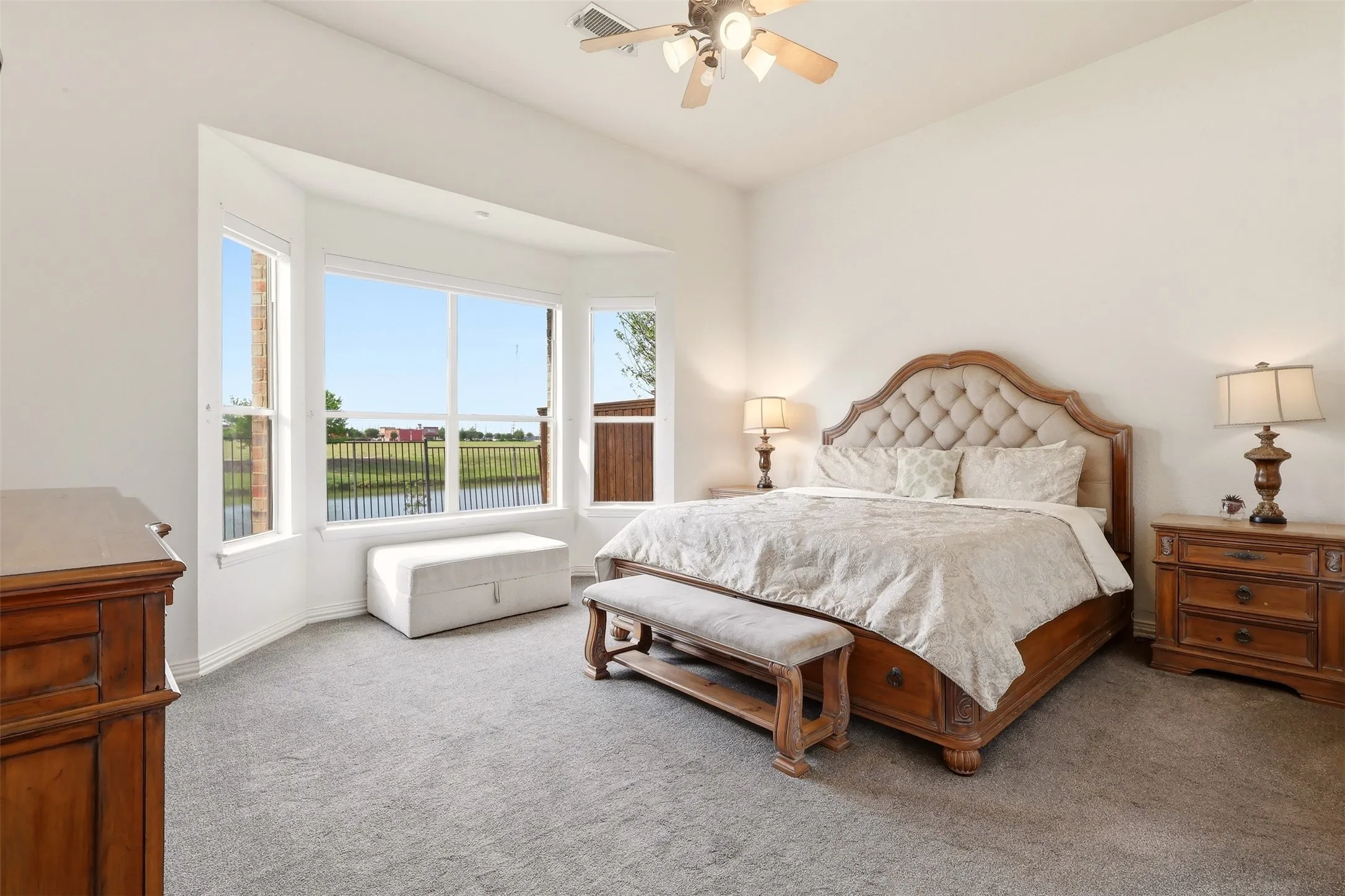 Single Family Residence For Rent in Denton County , 775 Burr Oak Drive, Frisco, Texas 75033, 4 Bedroom, 4 Bathroom, 2 Garage spaces, 3,576 Sqft, built in 2006, mls#21397710, Real Estate Agent in Frisco, Homes For Rent in Denton county, Homes For Rent in Frisco, Realtor in Frisco Texas, Real Estate Brokerage Independent Realty Texas, Luminita Cordes Realtor
