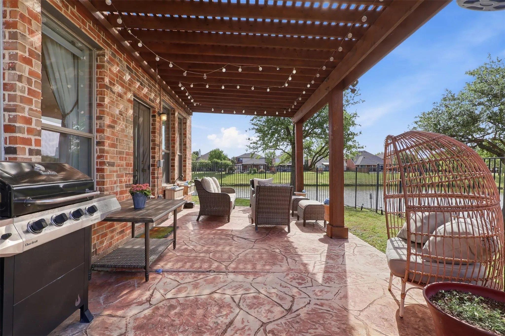 Single Family Residence For Rent in Denton County , 775 Burr Oak Drive, Frisco, Texas 75033, 4 Bedroom, 4 Bathroom, 2 Garage spaces, 3,576 Sqft, built in 2006, mls#21397710, Real Estate Agent in Frisco, Homes For Rent in Denton county, Homes For Rent in Frisco, Realtor in Frisco Texas, Real Estate Brokerage Independent Realty Texas, Luminita Cordes Realtor