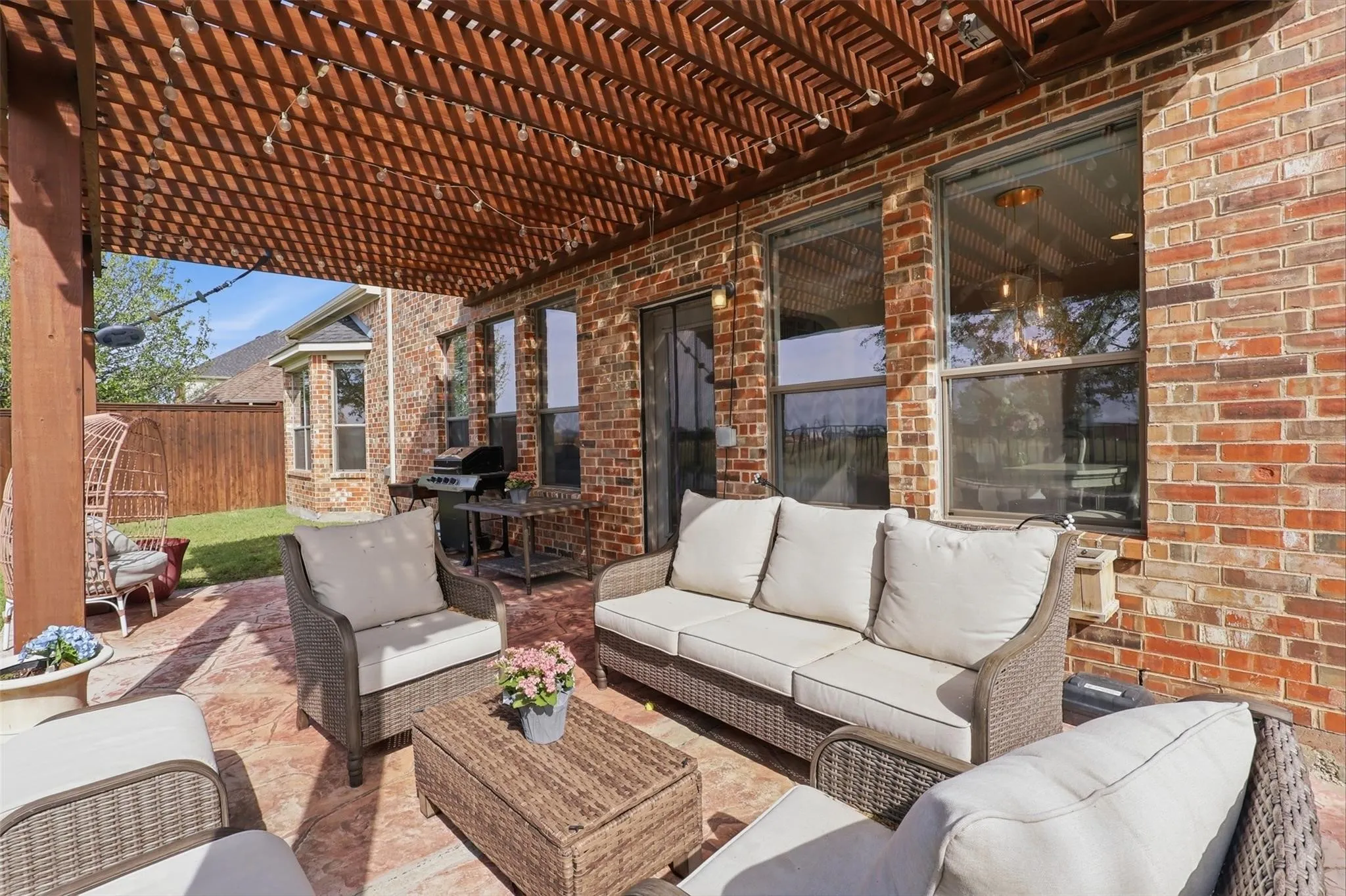 Single Family Residence For Rent in Denton County , 775 Burr Oak Drive, Frisco, Texas 75033, 4 Bedroom, 4 Bathroom, 2 Garage spaces, 3,576 Sqft, built in 2006, mls#21397710, Real Estate Agent in Frisco, Homes For Rent in Denton county, Homes For Rent in Frisco, Realtor in Frisco Texas, Real Estate Brokerage Independent Realty Texas, Luminita Cordes Realtor