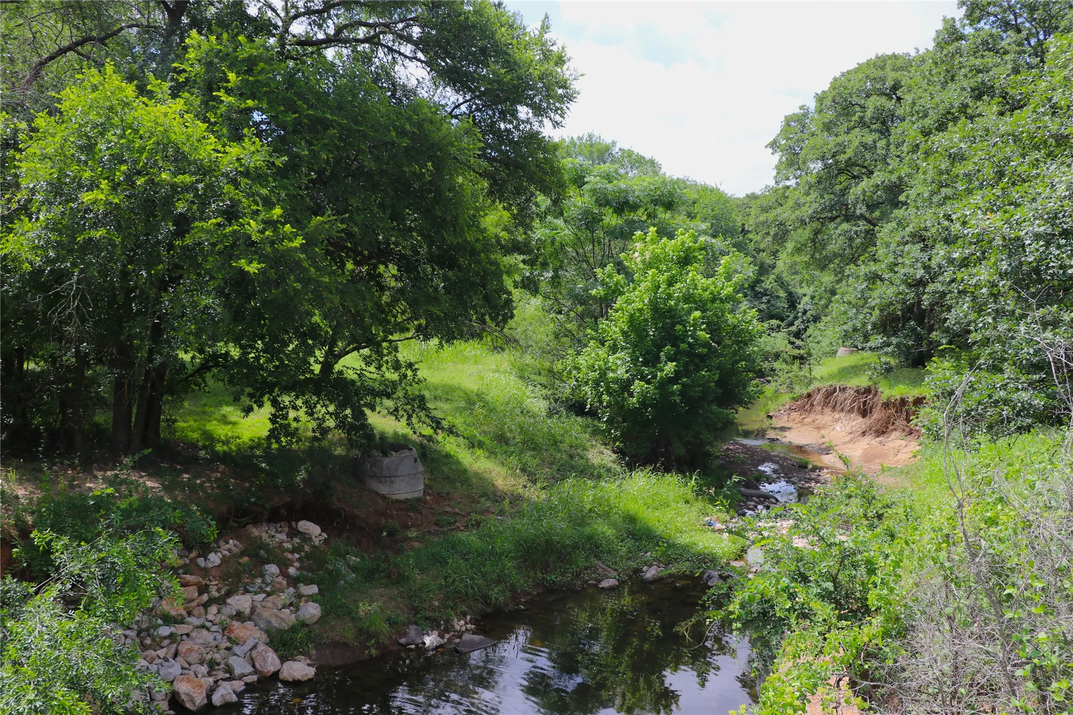 Unimproved Land For Sale in Tarrant County , 1200 Shannon Lane, Bedford, Texas 76022, 0, 0, Garage spaces, 0 Sqft, built in 0, mls#21306806, Real Estate Agent in Bedford, Homes For Sale in Tarrant county, Homes For Sale in Bedford, Realtor in Bedford Texas, Real Estate Brokerage Independent Realty Texas, Luminita Cordes Realtor
