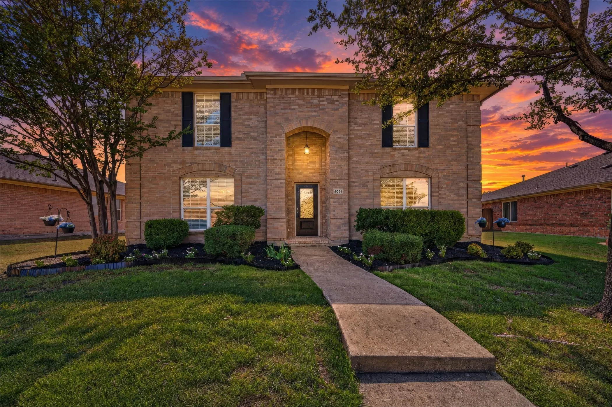 Single Family Residence For Sale