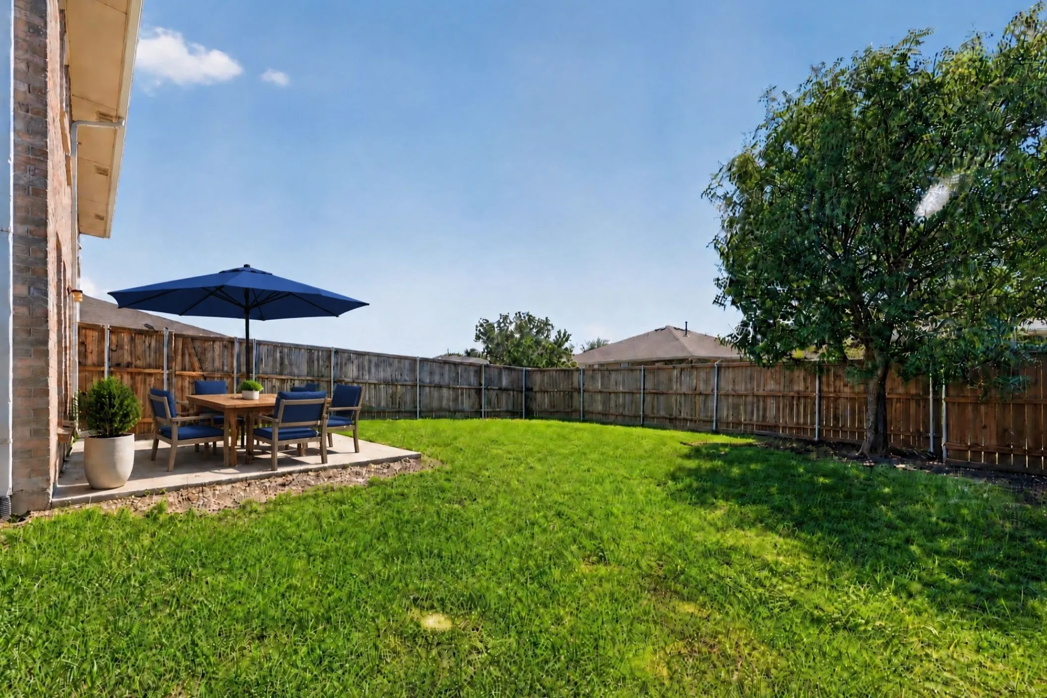 Single Family Residence For Sale in Denton County , 4091 Baroque Way, Frisco, Texas 75033, 4 Bedroom, 3 Bathroom, 2 Garage spaces, 2,550 Sqft, built in 2004, mls#21375069, Real Estate Agent in Frisco, Homes For Sale in Denton county, Homes For Sale in Frisco, Realtor in Frisco Texas, Real Estate Brokerage Independent Realty Texas, Luminita Cordes Realtor