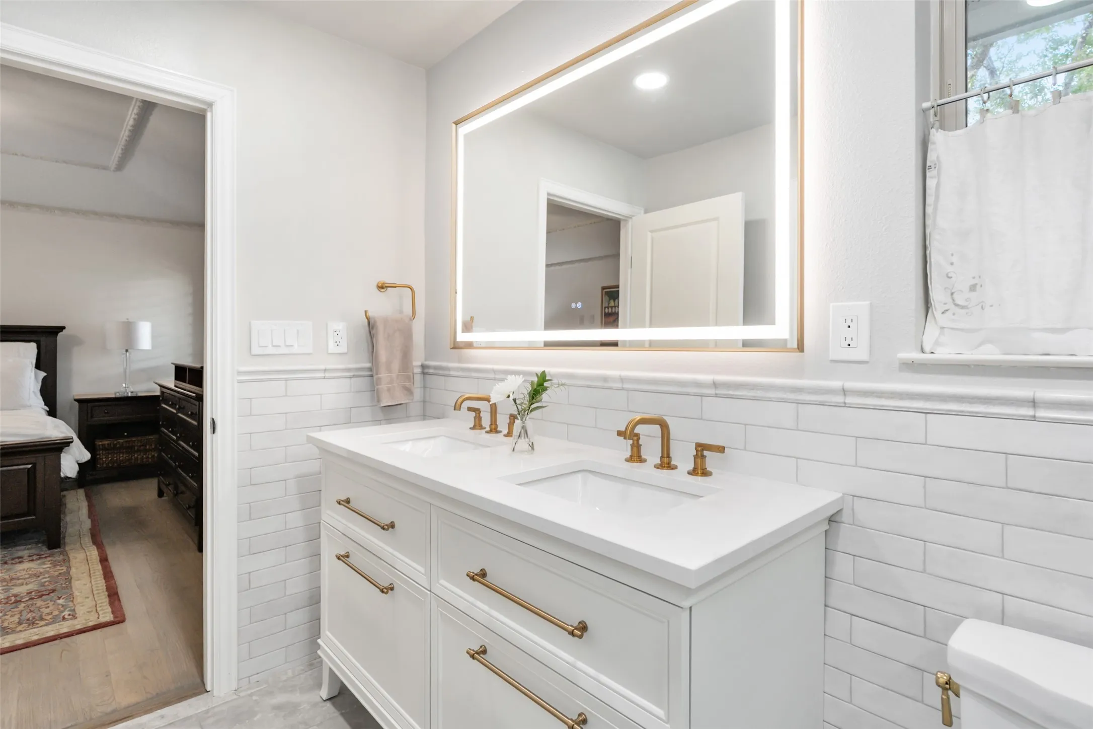 Single Family Residence For Rent in Dallas County , 7351 Glendora Avenue, Dallas, Texas 75230, 4 Bedroom, 3 Bathroom, 2 Garage spaces, 2,569 Sqft, built in 1968, mls#21399854, Real Estate Agent in Dallas, Homes For Rent in Dallas county, Homes For Rent in Dallas, Realtor in Dallas Texas, Real Estate Brokerage Independent Realty Texas, Luminita Cordes Realtor