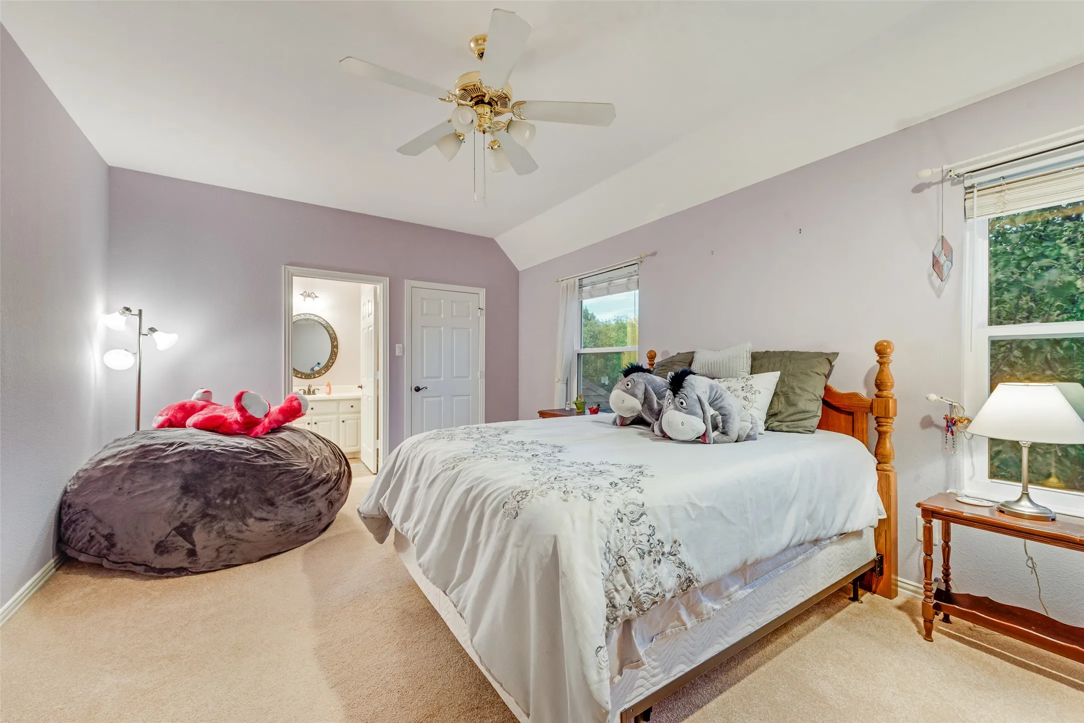Single Family Residence For Sale in Tarrant County , 1901 Big Bend Cove, Southlake, Texas 76092, 4 Bedroom, 4 Bathroom, 3 Garage spaces, 3,963 Sqft, built in 1999, mls#21399936, Real Estate Agent in Southlake, Homes For Sale in Tarrant county, Homes For Sale in Southlake, Realtor in Southlake Texas, Real Estate Brokerage Independent Realty Texas, Luminita Cordes Realtor