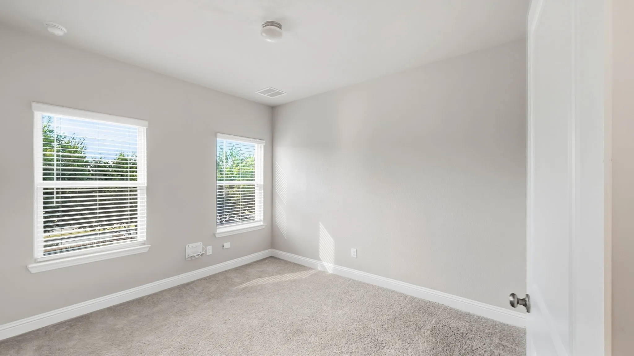Townhouse For Rent in Collin County , 6247 Rilla Street, Frisco, Texas 75035, 3 Bedroom, 3 Bathroom, 2 Garage spaces, 1,690 Sqft, built in 2022, mls#21399883, Real Estate Agent in Frisco, Homes For Rent in Collin county, Homes For Rent in Frisco, Realtor in Frisco Texas, Real Estate Brokerage Independent Realty Texas, Luminita Cordes Realtor