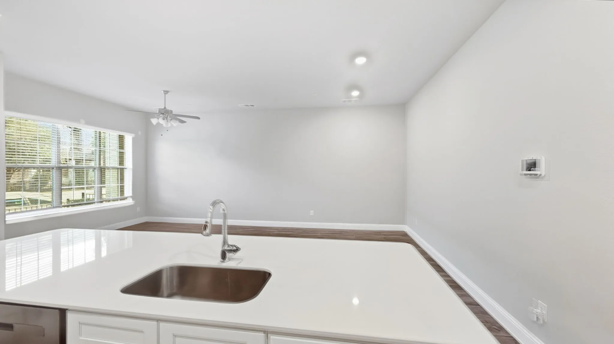 Townhouse For Rent in Collin County , 6247 Rilla Street, Frisco, Texas 75035, 3 Bedroom, 3 Bathroom, 2 Garage spaces, 1,690 Sqft, built in 2022, mls#21399883, Real Estate Agent in Frisco, Homes For Rent in Collin county, Homes For Rent in Frisco, Realtor in Frisco Texas, Real Estate Brokerage Independent Realty Texas, Luminita Cordes Realtor
