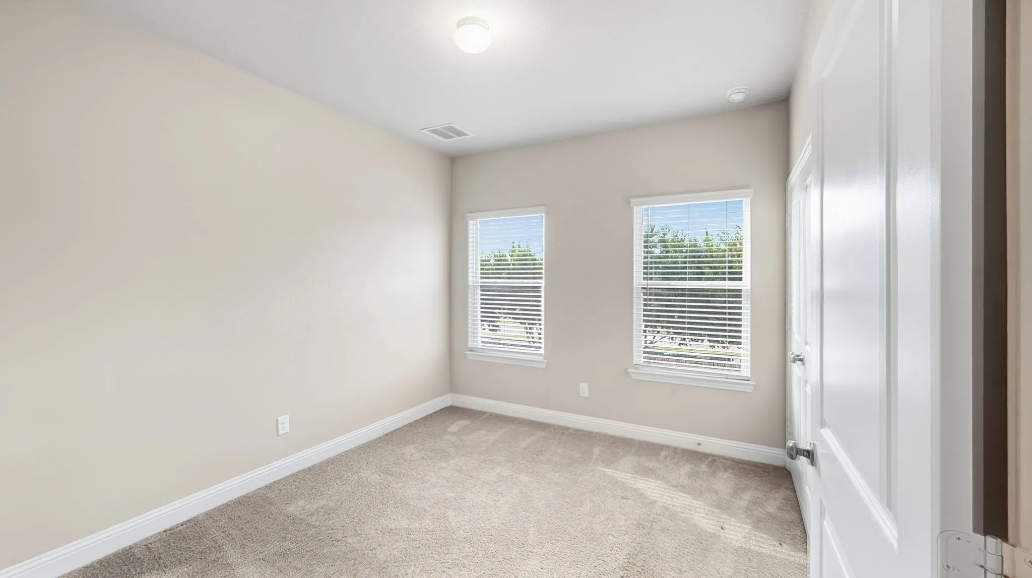 Townhouse For Rent in Collin County , 6247 Rilla Street, Frisco, Texas 75035, 3 Bedroom, 3 Bathroom, 2 Garage spaces, 1,690 Sqft, built in 2022, mls#21399883, Real Estate Agent in Frisco, Homes For Rent in Collin county, Homes For Rent in Frisco, Realtor in Frisco Texas, Real Estate Brokerage Independent Realty Texas, Luminita Cordes Realtor