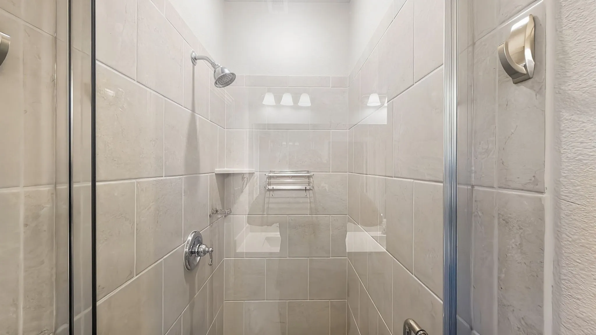Townhouse For Rent in Collin County , 6247 Rilla Street, Frisco, Texas 75035, 3 Bedroom, 3 Bathroom, 2 Garage spaces, 1,690 Sqft, built in 2022, mls#21399883, Real Estate Agent in Frisco, Homes For Rent in Collin county, Homes For Rent in Frisco, Realtor in Frisco Texas, Real Estate Brokerage Independent Realty Texas, Luminita Cordes Realtor
