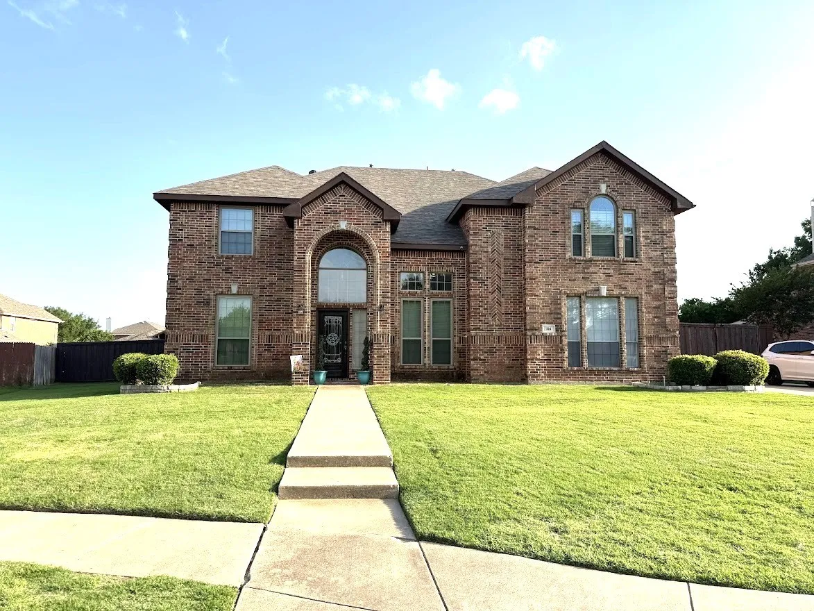 Single Family Residence For Sale in Collin County , 104 Misty Glen Lane, Murphy, Texas 75094, 4 Bedroom, 4 Bathroom, 2 Garage spaces, 3,295 Sqft, built in 2001, mls#21397734, Real Estate Agent in Murphy, Homes For Sale in Collin county, Homes For Sale in Murphy, Realtor in Murphy Texas, Real Estate Brokerage Independent Realty Texas, Luminita Cordes Realtor