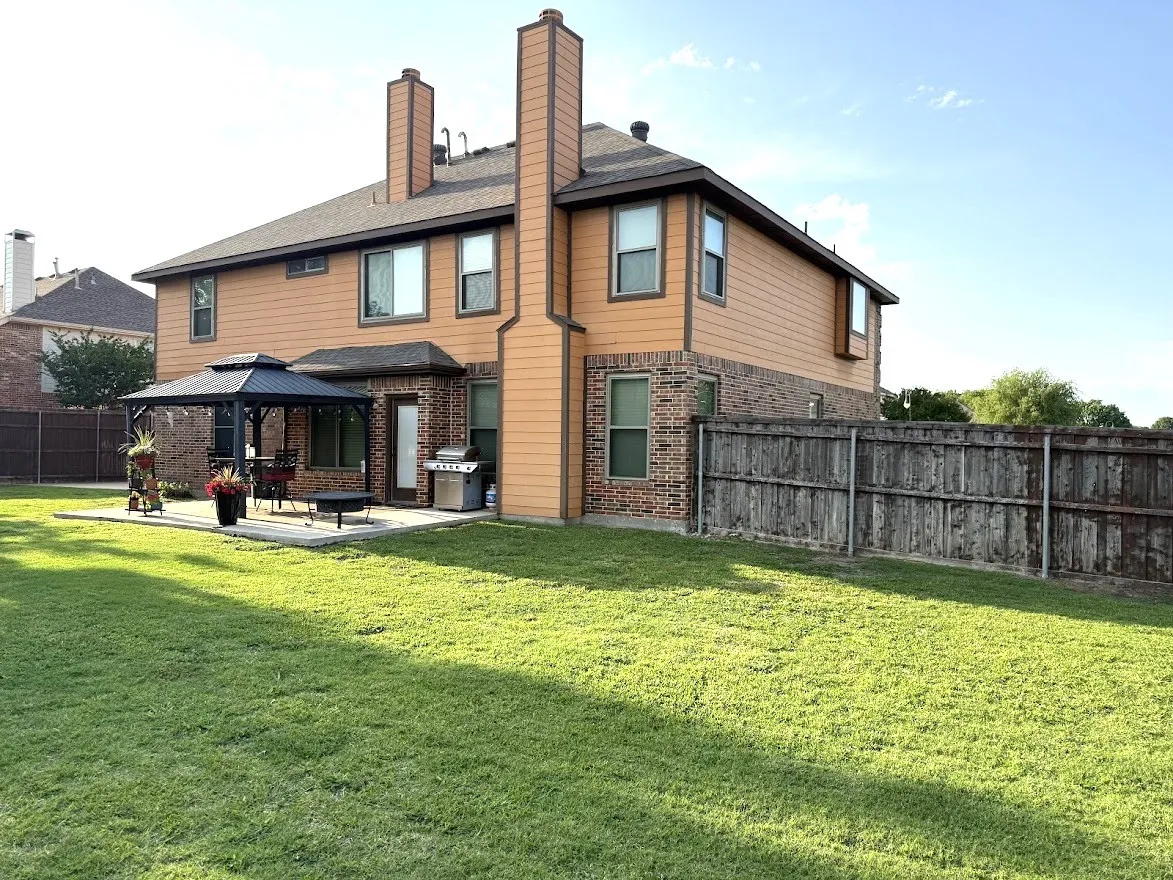 Single Family Residence For Sale in Collin County , 104 Misty Glen Lane, Murphy, Texas 75094, 4 Bedroom, 4 Bathroom, 2 Garage spaces, 3,295 Sqft, built in 2001, mls#21397734, Real Estate Agent in Murphy, Homes For Sale in Collin county, Homes For Sale in Murphy, Realtor in Murphy Texas, Real Estate Brokerage Independent Realty Texas, Luminita Cordes Realtor