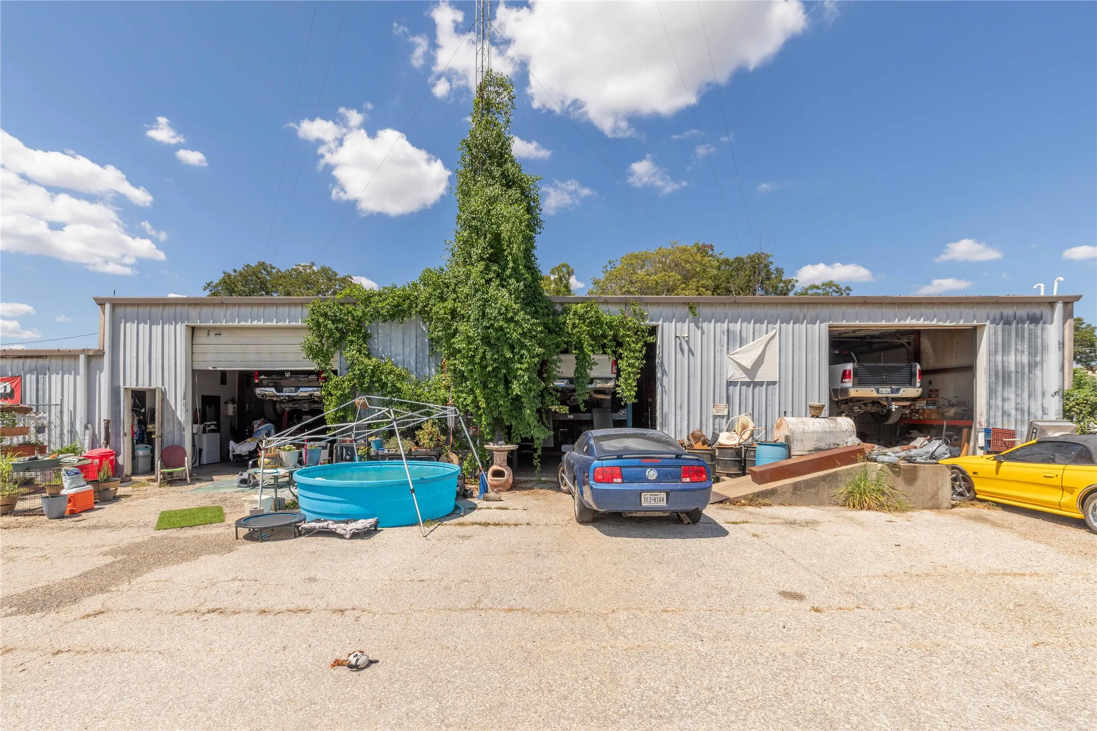 Warehouse For Sale in Bell County , 1000 E 2nd Avenue, Belton, Texas 76513, 0, 0, Garage spaces, 0 Sqft, built in 1972, mls#21394374, Real Estate Agent in Belton, Homes For Sale in Bell county, Homes For Sale in Belton, Realtor in Belton Texas, Real Estate Brokerage Independent Realty Texas, Luminita Cordes Realtor