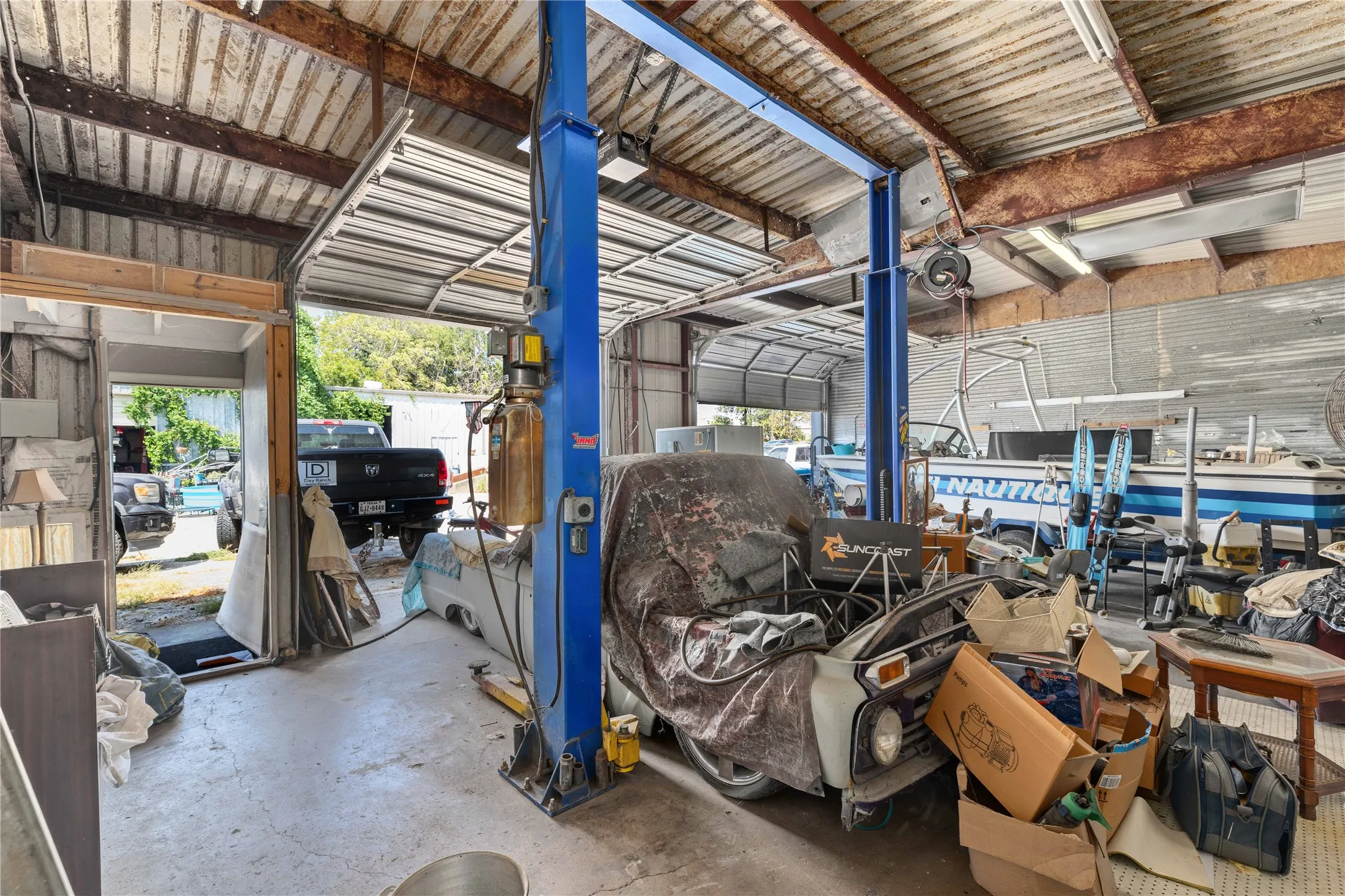 Warehouse For Sale in Bell County , 1000 E 2nd Avenue, Belton, Texas 76513, 0, 0, Garage spaces, 0 Sqft, built in 1972, mls#21394374, Real Estate Agent in Belton, Homes For Sale in Bell county, Homes For Sale in Belton, Realtor in Belton Texas, Real Estate Brokerage Independent Realty Texas, Luminita Cordes Realtor