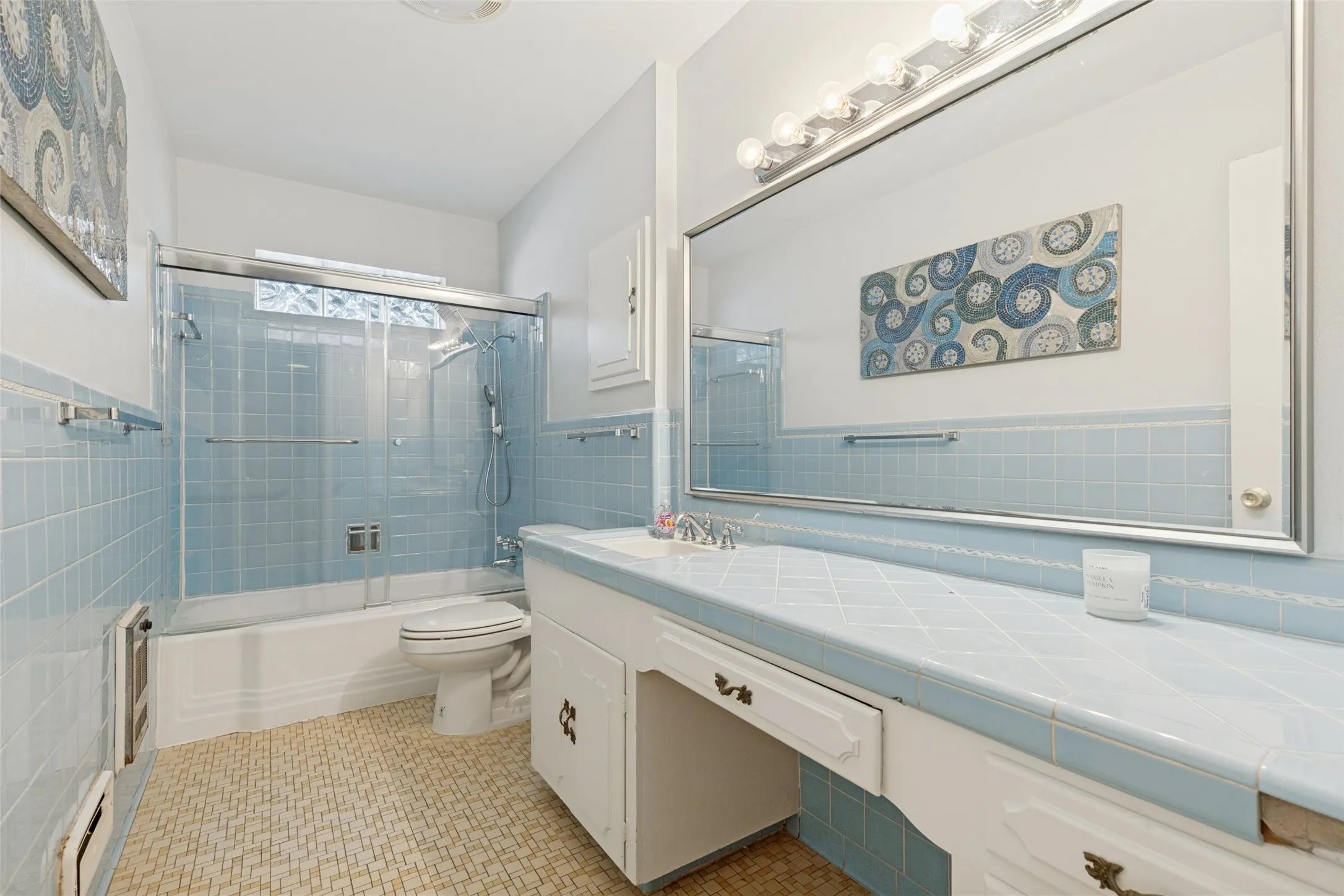 Duplex For Rent in Dallas County , 3501 Northwest Parkway, University Park, Texas 75225, 2 Bedroom, 2 Bathroom, 1 Garage spaces, 1,500 Sqft, built in 1955, mls#21400077, Real Estate Agent in University Park, Homes For Rent in Dallas county, Homes For Rent in University Park, Realtor in University Park Texas, Real Estate Brokerage Independent Realty Texas, Luminita Cordes Realtor