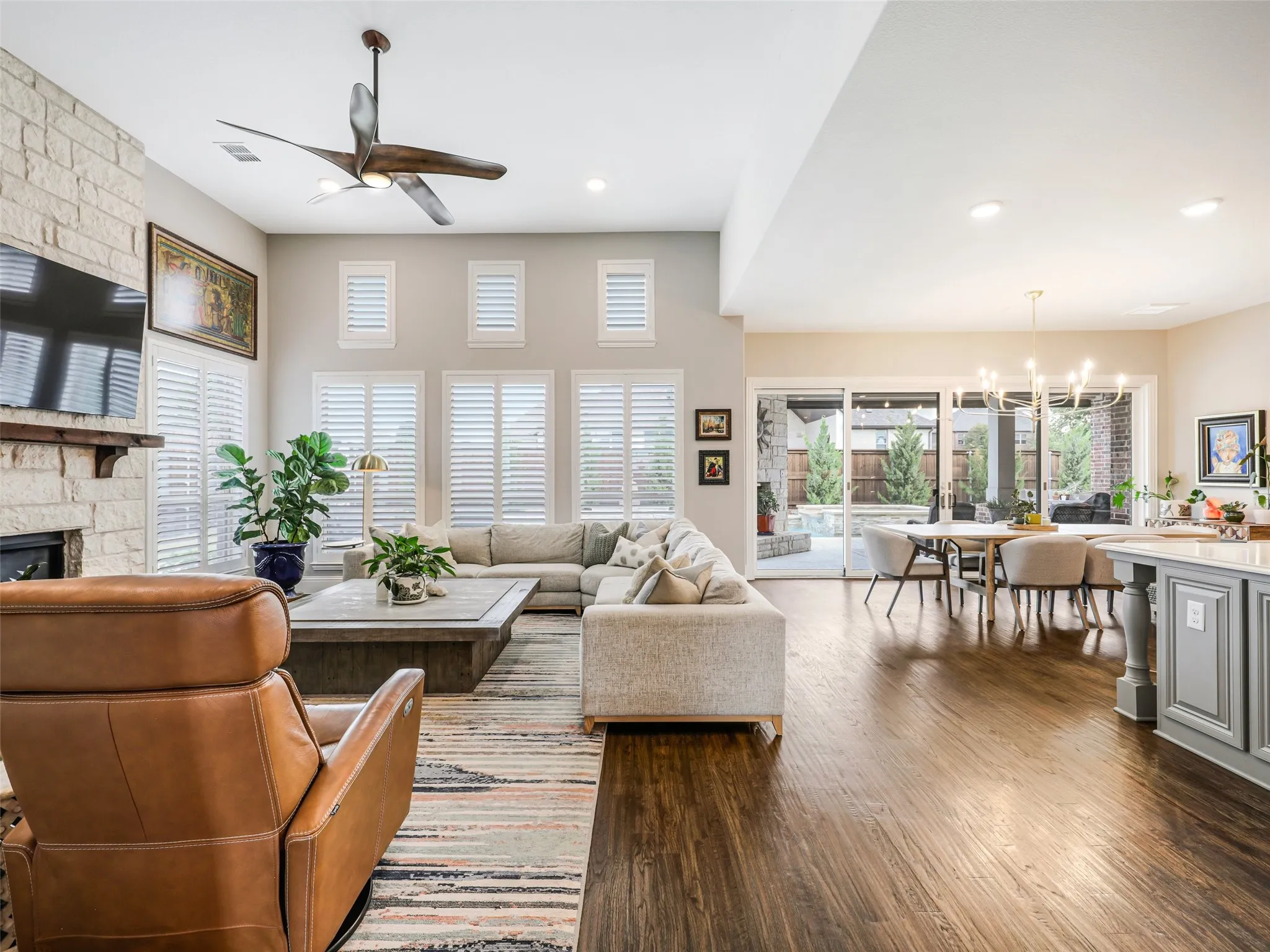 Single Family Residence For Sale in Collin County , 1230 Vista Run Drive, Prosper, Texas 75078, 3 Bedroom, 3 Bathroom, 3 Garage spaces, 3,495 Sqft, built in 2018, mls#21398149, Real Estate Agent in Prosper, Homes For Sale in Collin county, Homes For Sale in Prosper, Realtor in Prosper Texas, Real Estate Brokerage Independent Realty Texas, Luminita Cordes Realtor