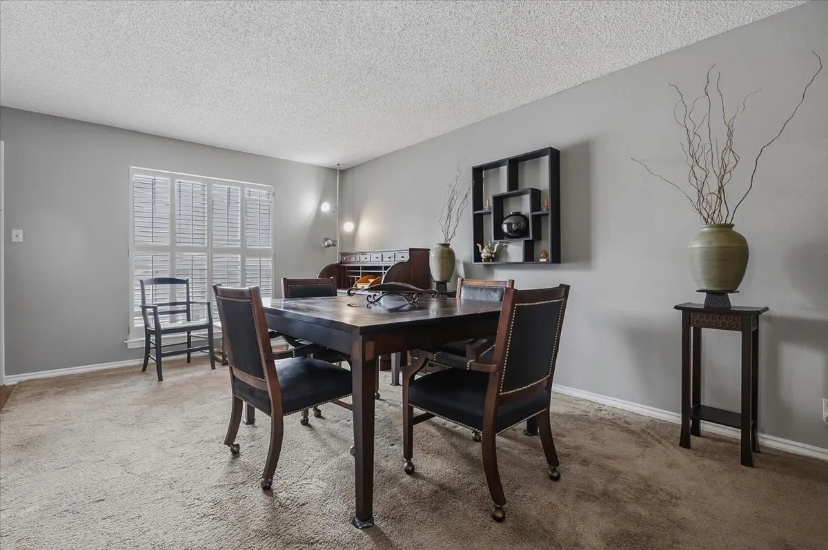 Condominium For Sale in Tarrant County , 1061 Roaring Springs Road, Fort Worth, Texas 76114, 2 Bedroom, 2 Bathroom, Garage spaces, 1,333 Sqft, built in 1970, mls#21399155, Real Estate Agent in Fort Worth, Homes For Sale in Tarrant county, Homes For Sale in Fort Worth, Realtor in Fort Worth Texas, Real Estate Brokerage Independent Realty Texas, Luminita Cordes Realtor