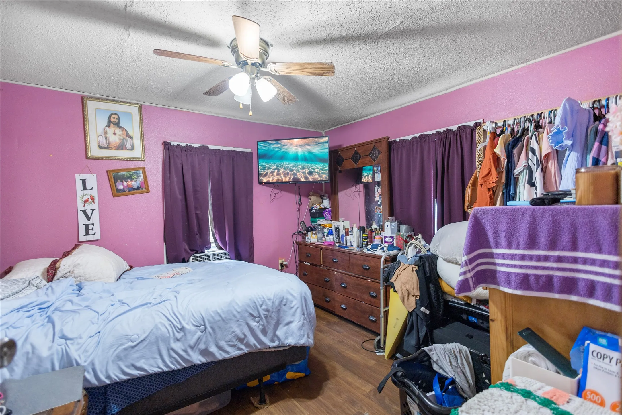 Single Family Residence For Sale in Harrison County , 706 Yaney Street, Marshall, Texas 75670, 2 Bedroom, 1 Bathroom, Garage spaces, 784 Sqft, built in 1945, mls#21400091, Real Estate Agent in Marshall, Homes For Sale in Harrison county, Homes For Sale in Marshall, Realtor in Marshall Texas, Real Estate Brokerage Independent Realty Texas, Luminita Cordes Realtor