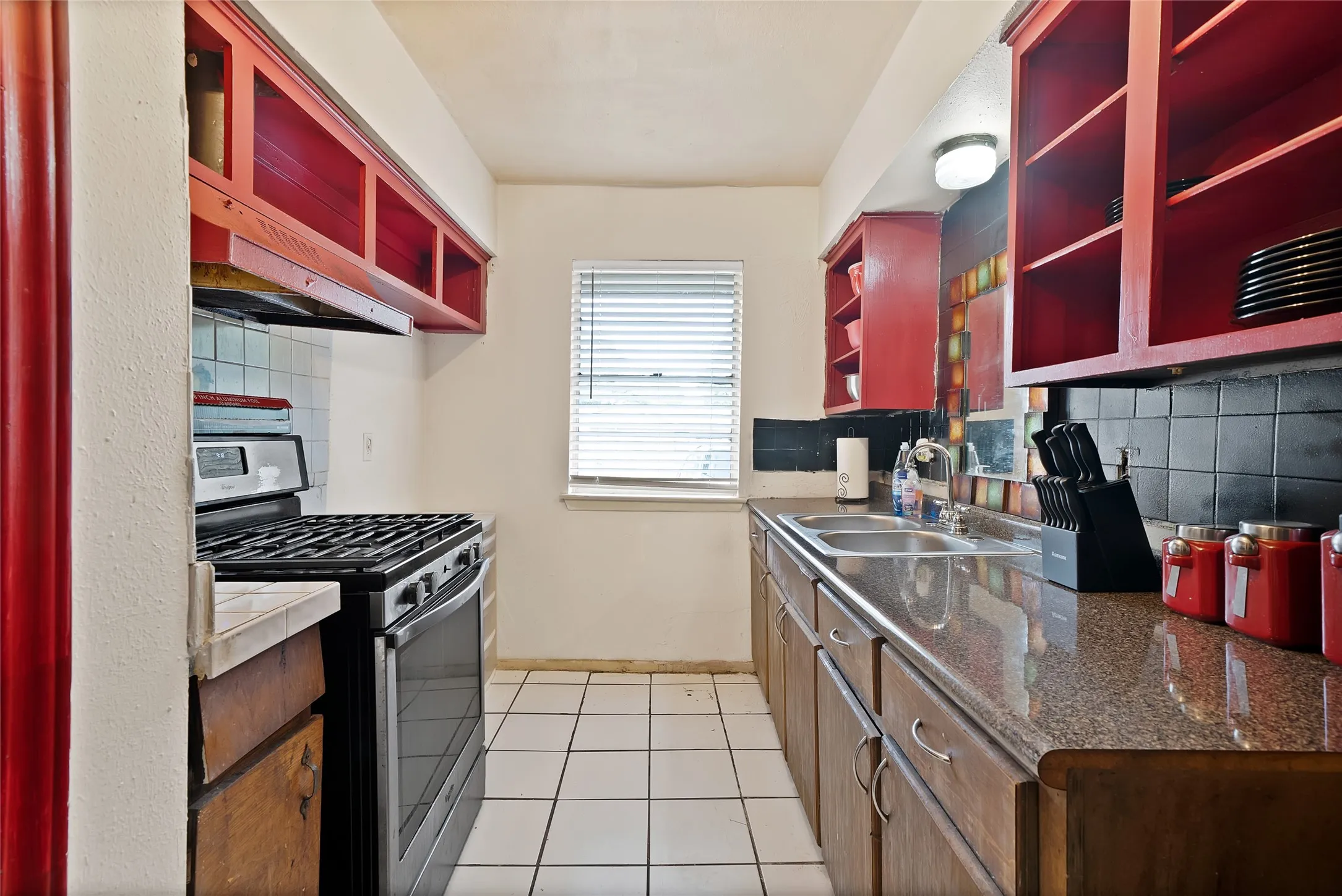 Single Family Residence For Sale in Dallas County , 1258 Hidden Valley Drive, Dallas, Texas 75241, 3 Bedroom, 2 Bathroom, 1 Garage spaces, 1,478 Sqft, built in 1965, mls#21399329, Real Estate Agent in Dallas, Homes For Sale in Dallas county, Homes For Sale in Dallas, Realtor in Dallas Texas, Real Estate Brokerage Independent Realty Texas, Luminita Cordes Realtor