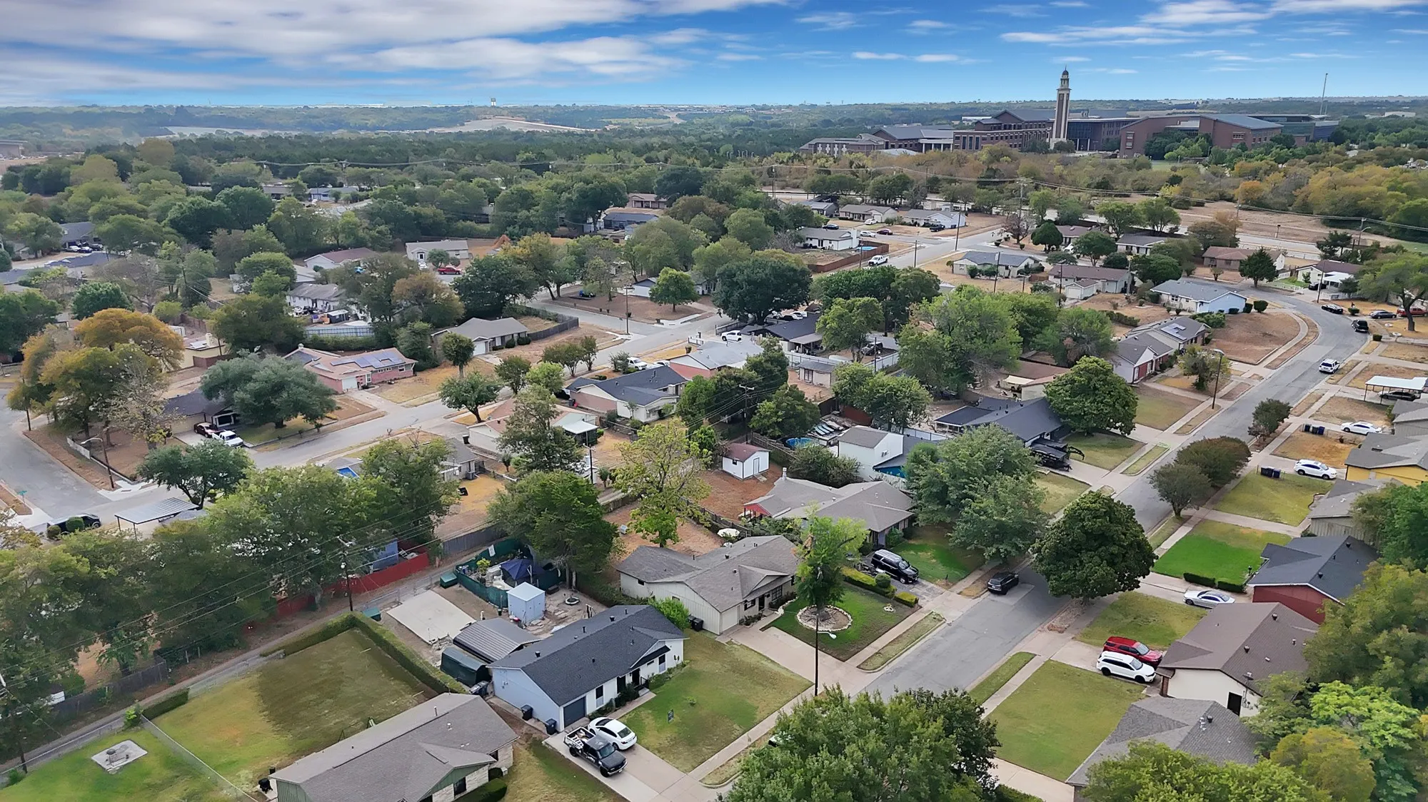Single Family Residence For Sale in Dallas County , 1258 Hidden Valley Drive, Dallas, Texas 75241, 3 Bedroom, 2 Bathroom, 1 Garage spaces, 1,478 Sqft, built in 1965, mls#21399329, Real Estate Agent in Dallas, Homes For Sale in Dallas county, Homes For Sale in Dallas, Realtor in Dallas Texas, Real Estate Brokerage Independent Realty Texas, Luminita Cordes Realtor