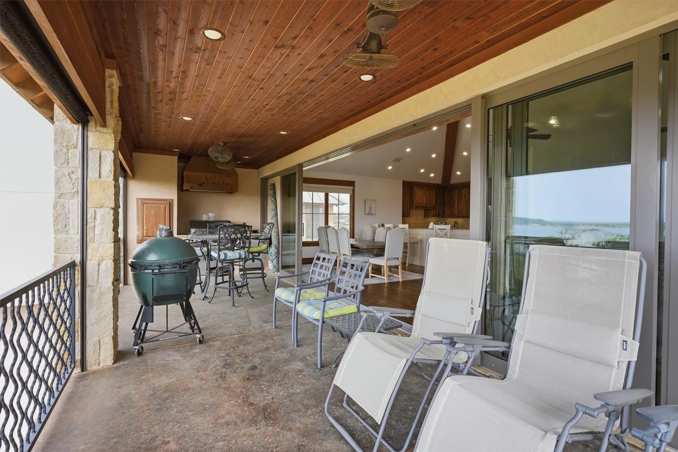 Single Family Residence For Sale in Palo Pinto County , 2141 Century Oak Drive, Graford, Texas 76449, 5 Bedroom, 8 Bathroom, 2 Garage spaces, 4,661 Sqft, built in 2012, mls#21399894, Real Estate Agent in Graford, Homes For Sale in Palo Pinto county, Homes For Sale in Graford, Realtor in Graford Texas, Real Estate Brokerage Independent Realty Texas, Luminita Cordes Realtor