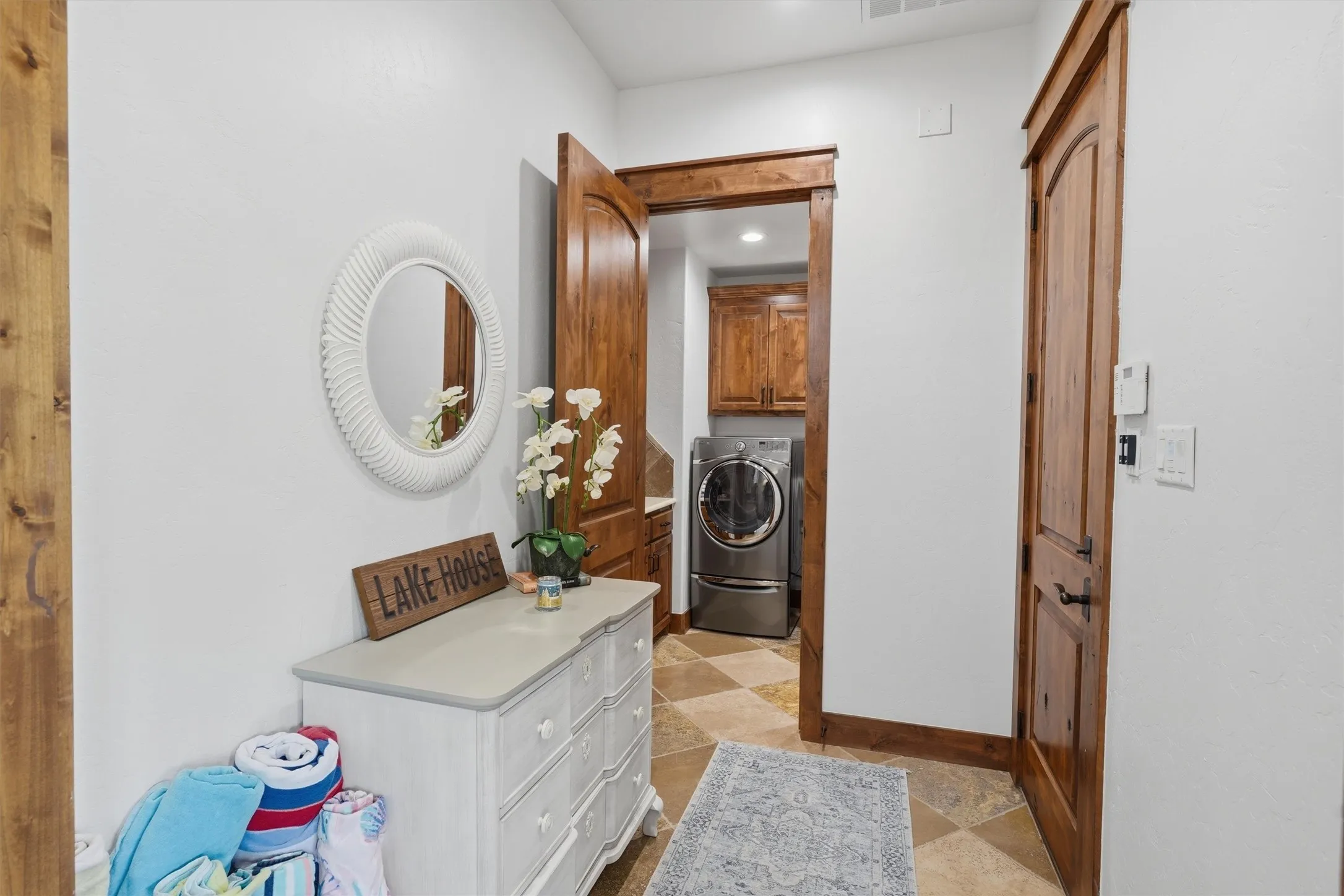Single Family Residence For Sale in Palo Pinto County , 2141 Century Oak Drive, Graford, Texas 76449, 5 Bedroom, 8 Bathroom, 2 Garage spaces, 4,661 Sqft, built in 2012, mls#21399894, Real Estate Agent in Graford, Homes For Sale in Palo Pinto county, Homes For Sale in Graford, Realtor in Graford Texas, Real Estate Brokerage Independent Realty Texas, Luminita Cordes Realtor