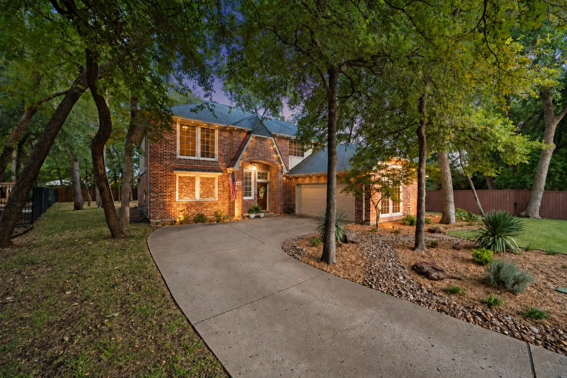 Single Family Residence For Sale in Collin County , 18 Oxford Way, Allen, Texas 75002, 5 Bedroom, 4 Bathroom, 2 Garage spaces, 2,900 Sqft, built in 2005, mls#21391314, Real Estate Agent in Allen, Homes For Sale in Collin county, Homes For Sale in Allen, Realtor in Allen Texas, Real Estate Brokerage Independent Realty Texas, Luminita Cordes Realtor