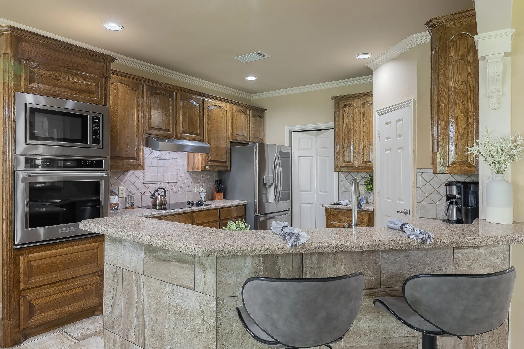 Single Family Residence For Sale in Collin County , 18 Oxford Way, Allen, Texas 75002, 5 Bedroom, 4 Bathroom, 2 Garage spaces, 2,900 Sqft, built in 2005, mls#21391314, Real Estate Agent in Allen, Homes For Sale in Collin county, Homes For Sale in Allen, Realtor in Allen Texas, Real Estate Brokerage Independent Realty Texas, Luminita Cordes Realtor