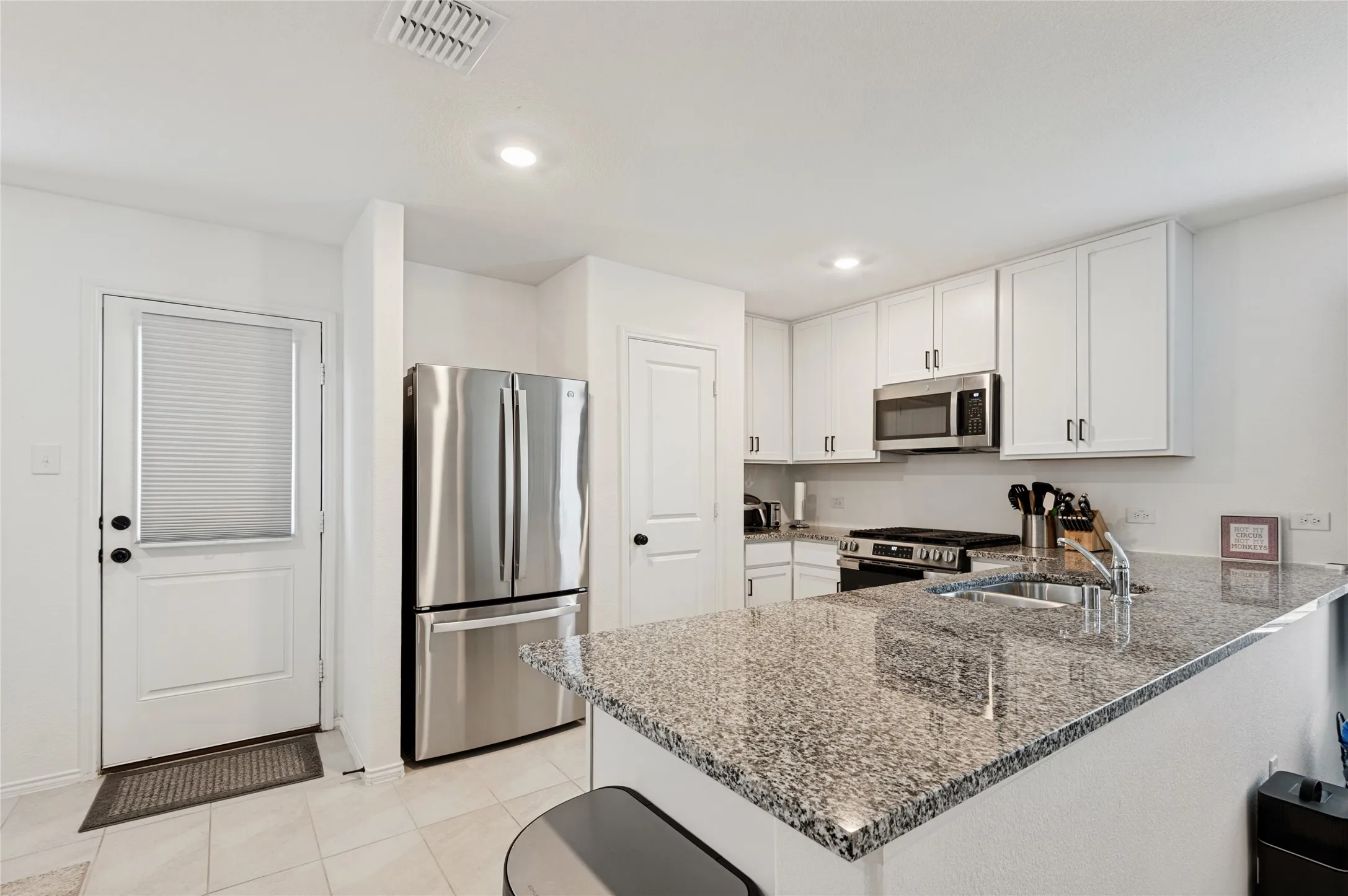 Single Family Residence For Sale in Denton County , 11839 Marcellus Way, Justin, Texas 76247, 3 Bedroom, 2 Bathroom, 2 Garage spaces, 1,262 Sqft, built in 2023, mls#21400128, Real Estate Agent in Justin, Homes For Sale in Denton county, Homes For Sale in Justin, Realtor in Justin Texas, Real Estate Brokerage Independent Realty Texas, Luminita Cordes Realtor