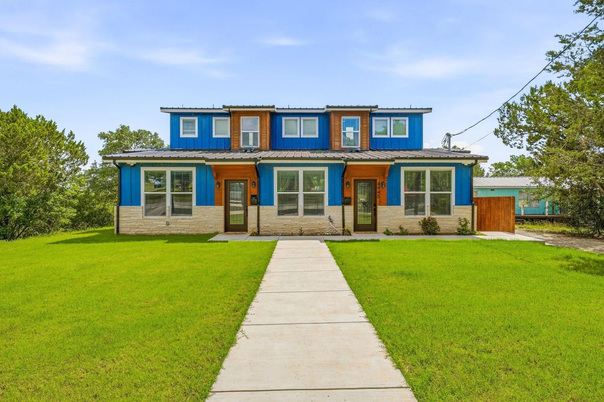 Duplex For Sale in Hood County , 4945 Peachtree Circle, Granbury, Texas 76048, 5 Bedroom, 4 Bathroom, Garage spaces, 0 Sqft, built in 2025, mls#21400132, Real Estate Agent in Granbury, Homes For Sale in Hood county, Homes For Sale in Granbury, Realtor in Granbury Texas, Real Estate Brokerage Independent Realty Texas, Luminita Cordes Realtor