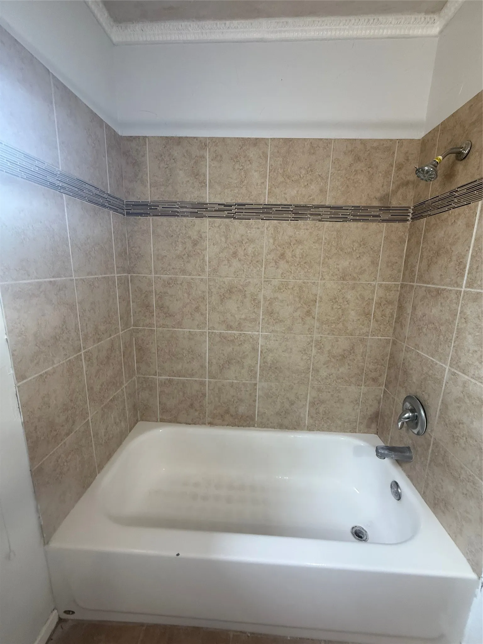 Single Family Residence For Rent in Parker County , 3808 Ridge Road, Willow Park, Texas 76087, 3 Bedroom, 3 Bathroom, 2 Garage spaces, 1,848 Sqft, built in 1974, mls#21400075, Real Estate Agent in Willow Park, Homes For Rent in Parker county, Homes For Rent in Willow Park, Realtor in Willow Park Texas, Real Estate Brokerage Independent Realty Texas, Luminita Cordes Realtor