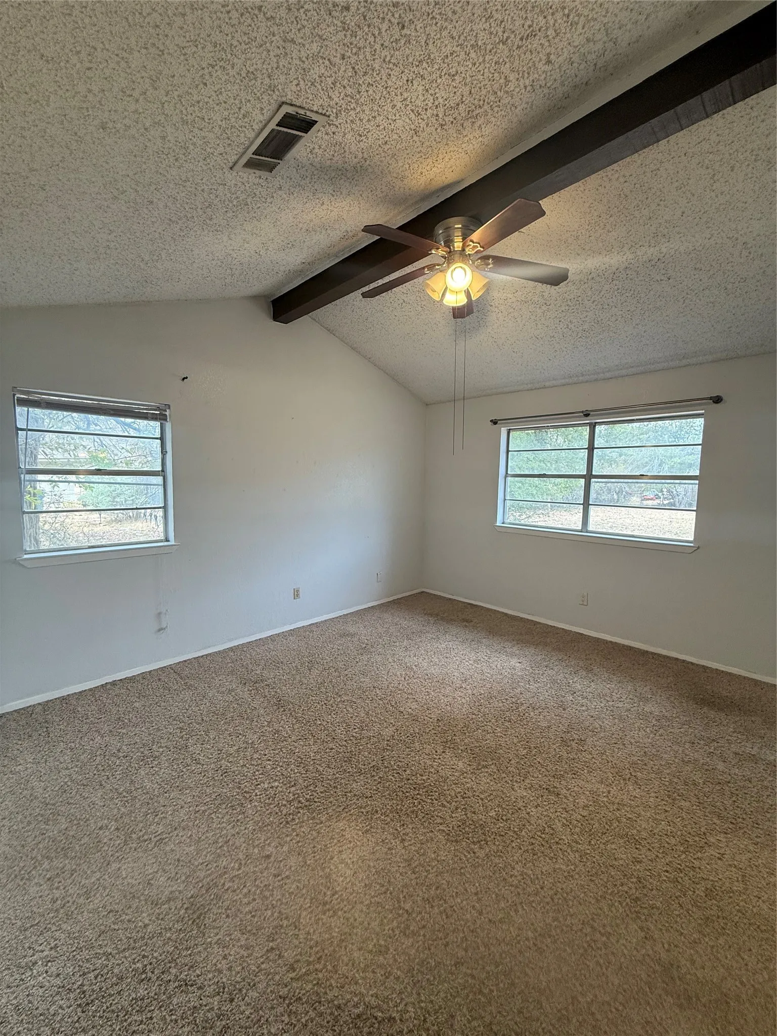Single Family Residence For Rent in Parker County , 3808 Ridge Road, Willow Park, Texas 76087, 3 Bedroom, 3 Bathroom, 2 Garage spaces, 1,848 Sqft, built in 1974, mls#21400075, Real Estate Agent in Willow Park, Homes For Rent in Parker county, Homes For Rent in Willow Park, Realtor in Willow Park Texas, Real Estate Brokerage Independent Realty Texas, Luminita Cordes Realtor