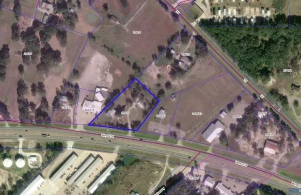 GIS Parcel Map. Displaying the property's boundaries, surrounding parcels, and adjacent roadways