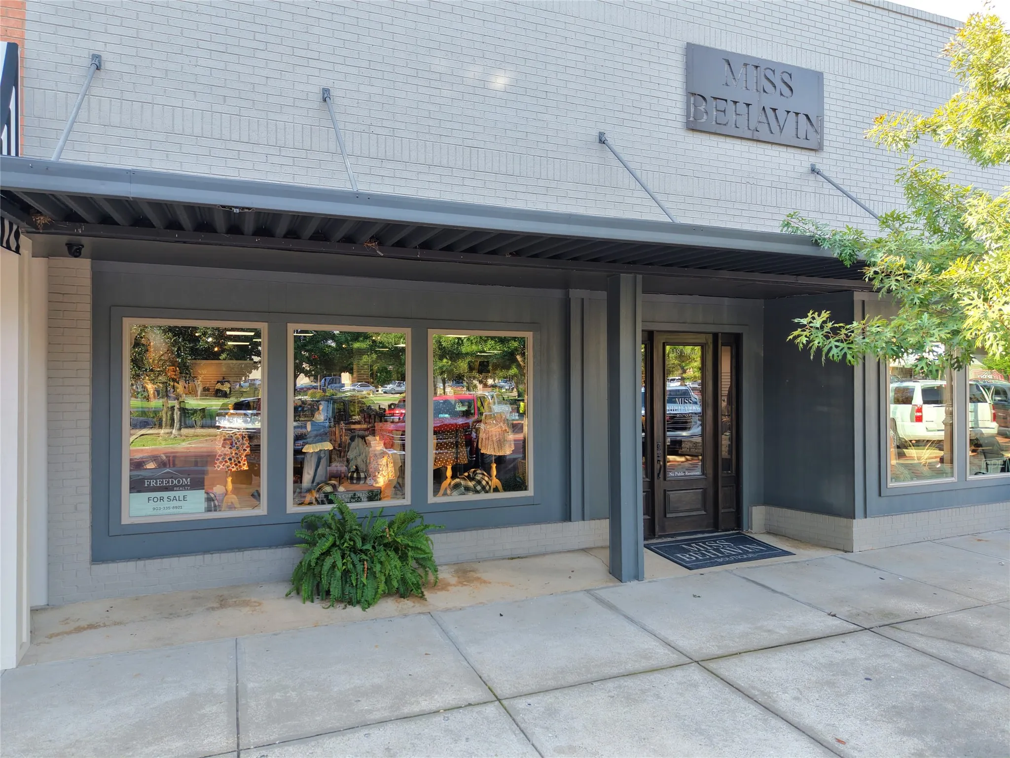 Retail For Sale in Hopkins County , 118 Main Street, Sulphur Springs, Texas 75482, 0, 0, Garage spaces, 0 Sqft, built in 2019, mls#21398716, Real Estate Agent in Sulphur Springs, Homes For Sale in Hopkins county, Homes For Sale in Sulphur Springs, Realtor in Sulphur Springs Texas, Real Estate Brokerage Independent Realty Texas, Luminita Cordes Realtor
