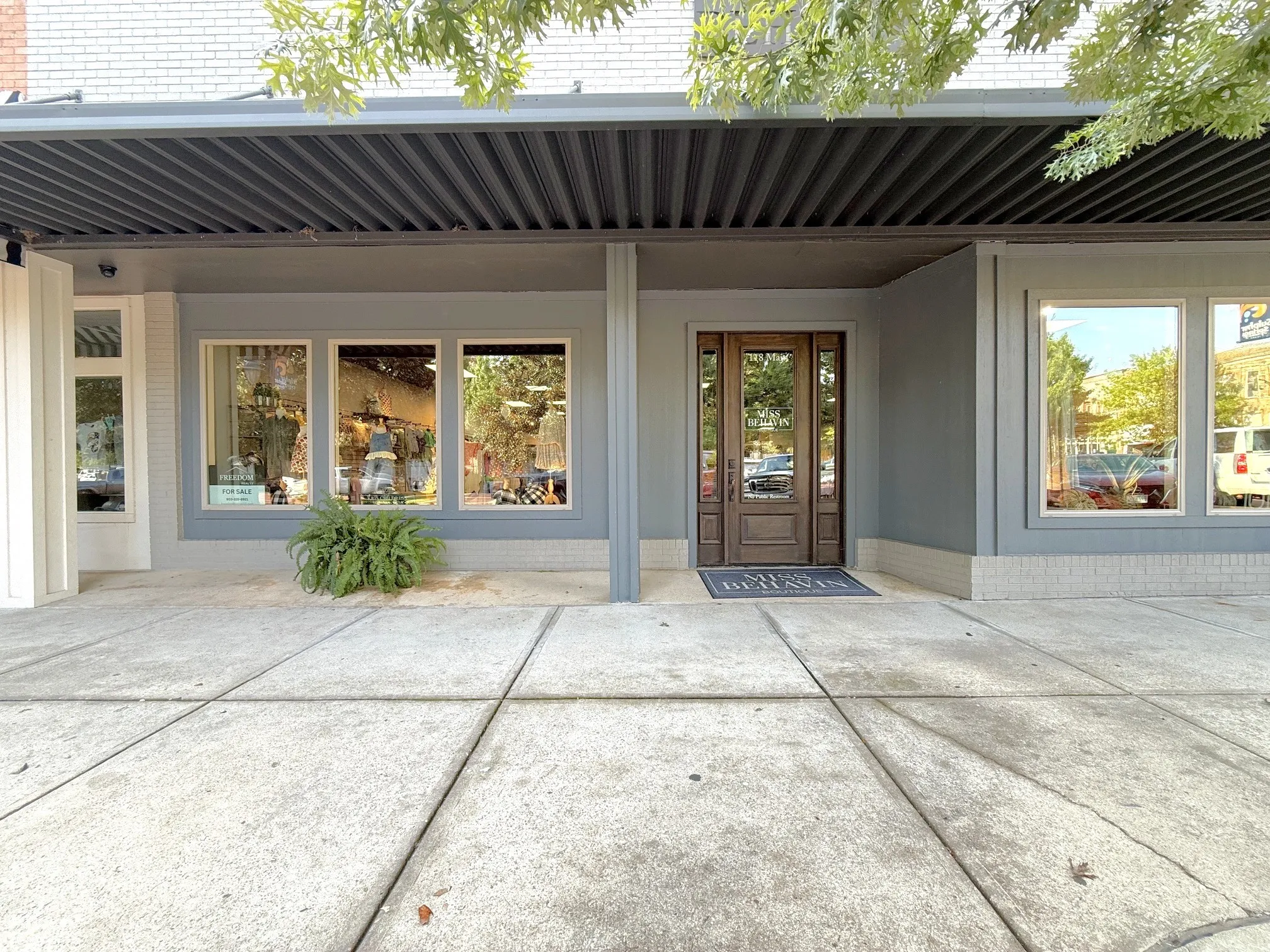 Retail For Sale in Hopkins County , 118 Main Street, Sulphur Springs, Texas 75482, 0, 0, Garage spaces, 0 Sqft, built in 2019, mls#21398716, Real Estate Agent in Sulphur Springs, Homes For Sale in Hopkins county, Homes For Sale in Sulphur Springs, Realtor in Sulphur Springs Texas, Real Estate Brokerage Independent Realty Texas, Luminita Cordes Realtor